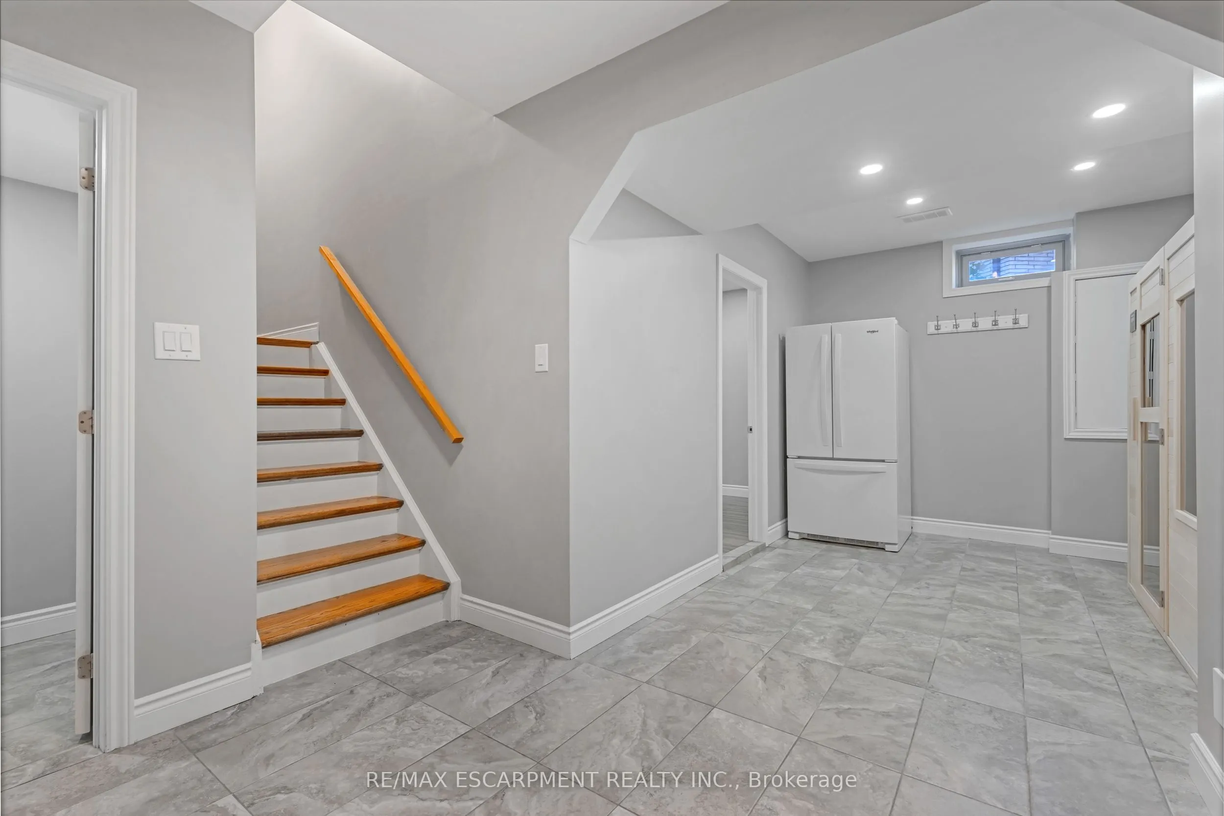 22 Shadeland Crescent