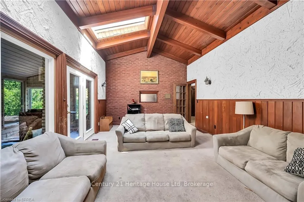 10 Fieldstone Circle