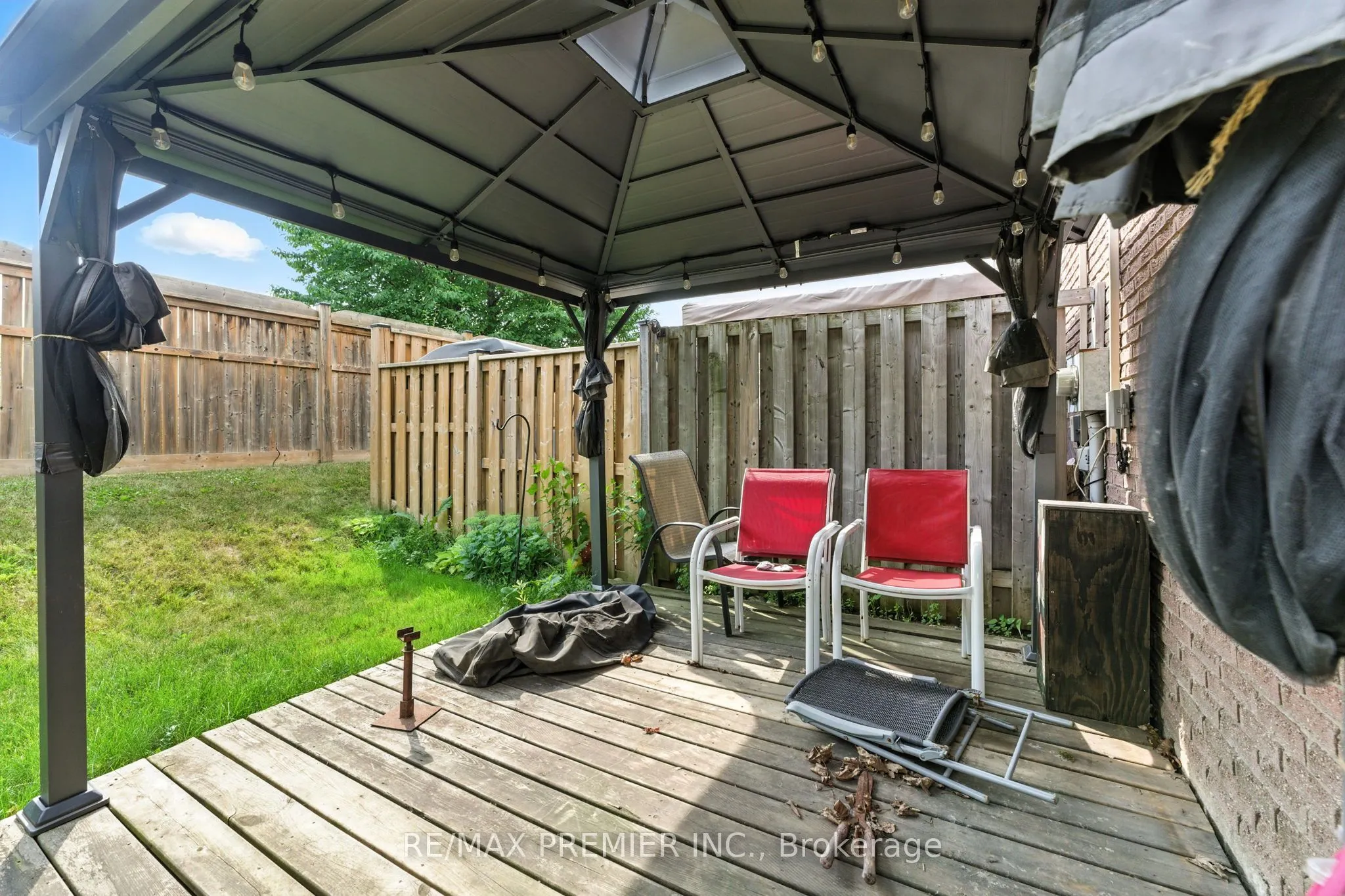 164E Henry Street, #31