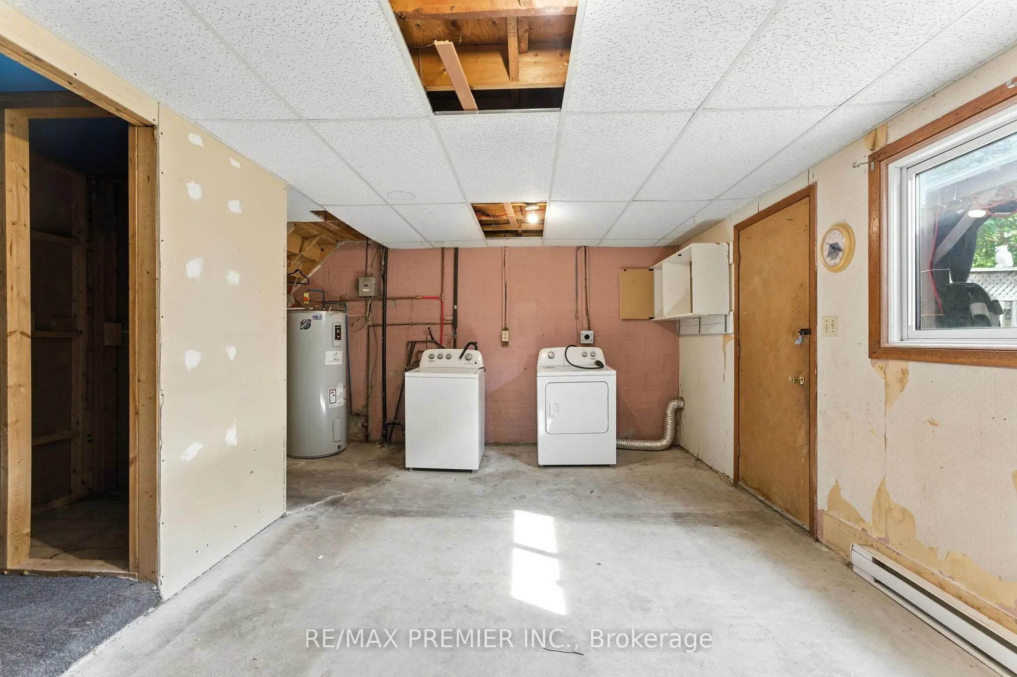 164E Henry Street, #31