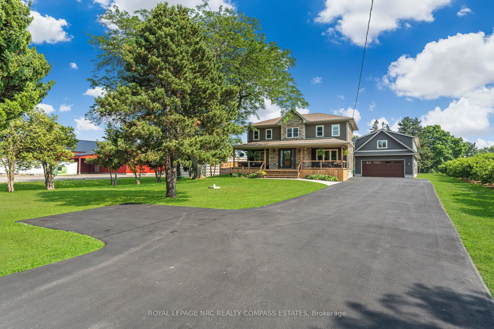 43 Scott Street E