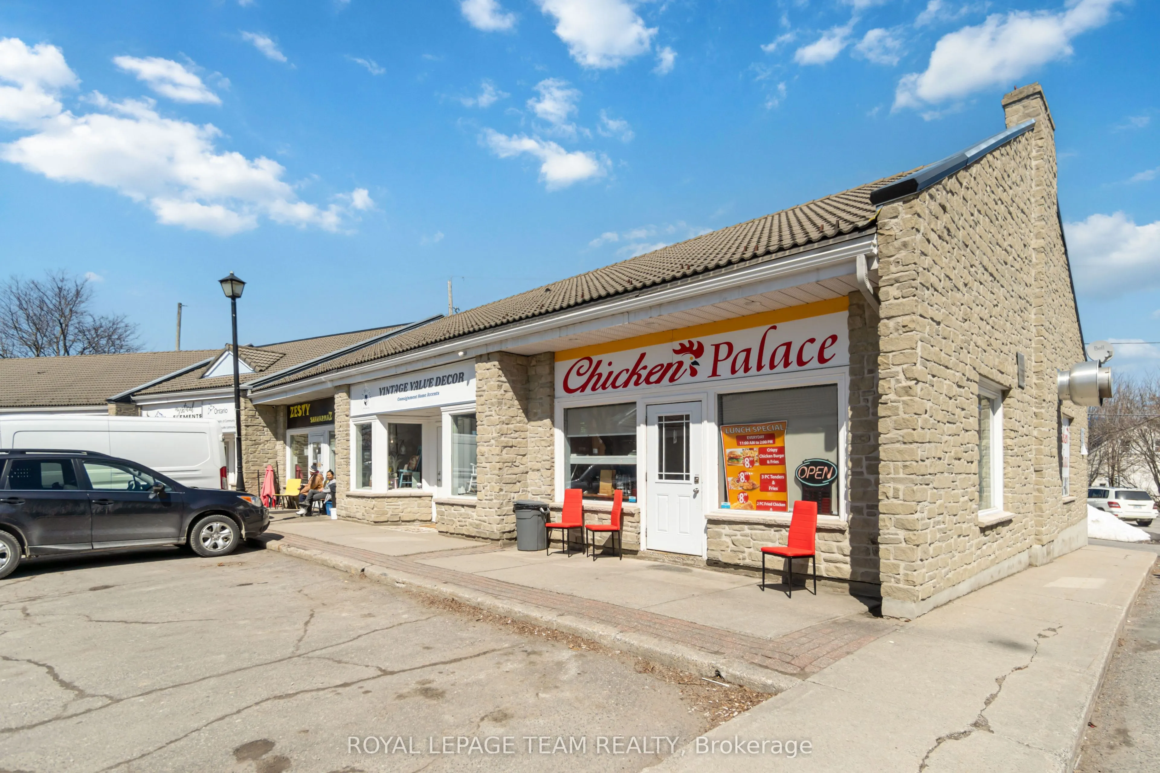 75 Elgin Street W, #Unit 8
