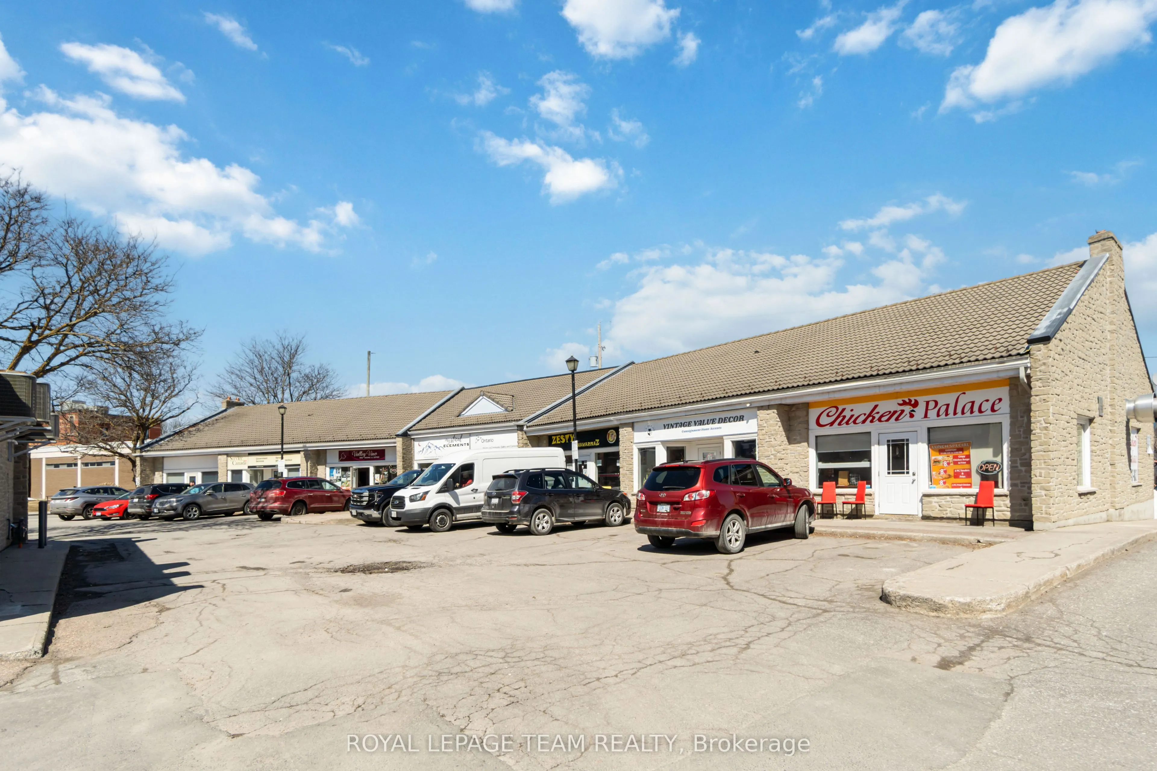 75 Elgin Street W, #Unit 8