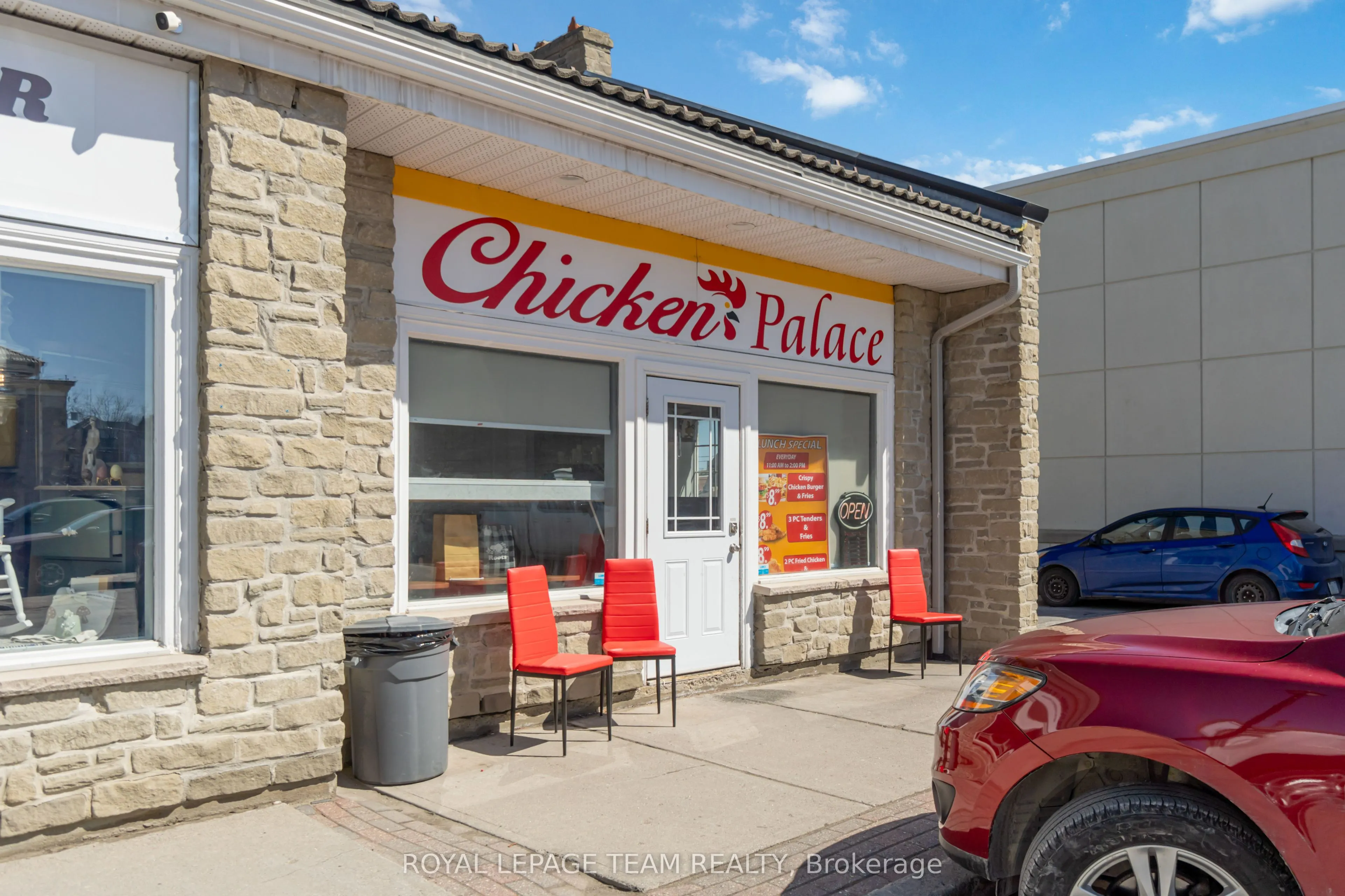 75 Elgin Street W, #Unit 8