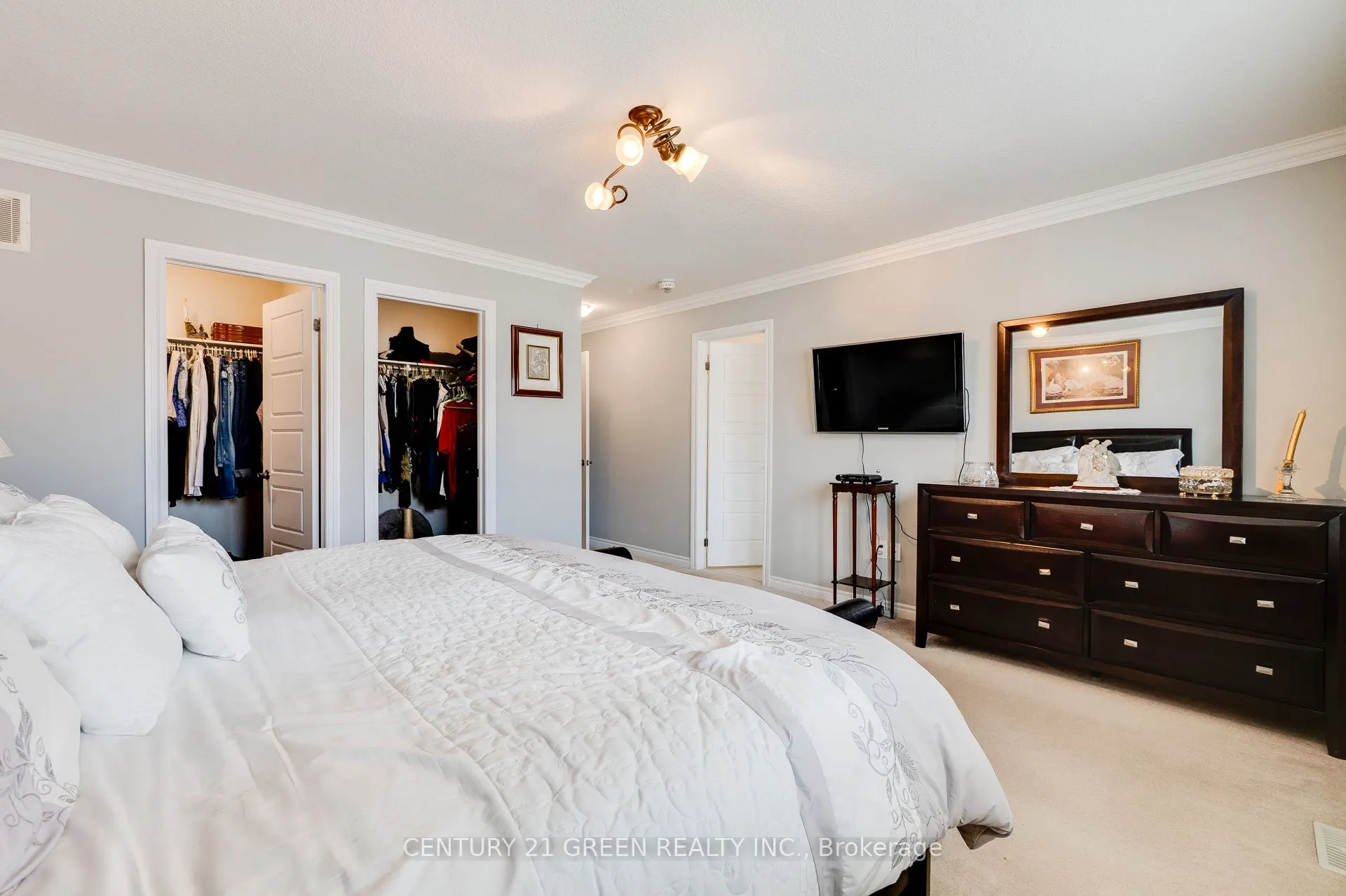 22 Scarletwood Street