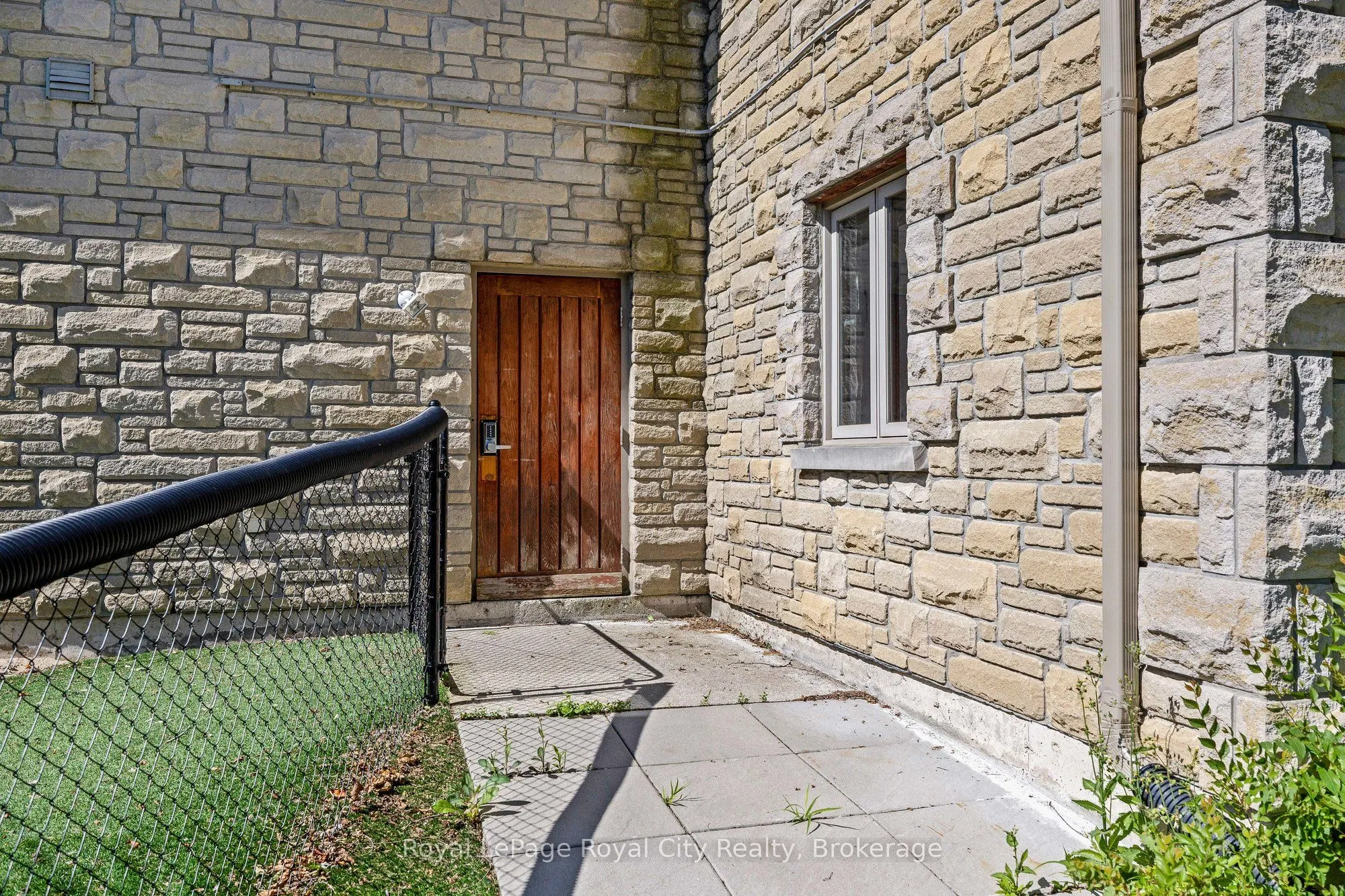 112 Guelph Street, #Lower Level