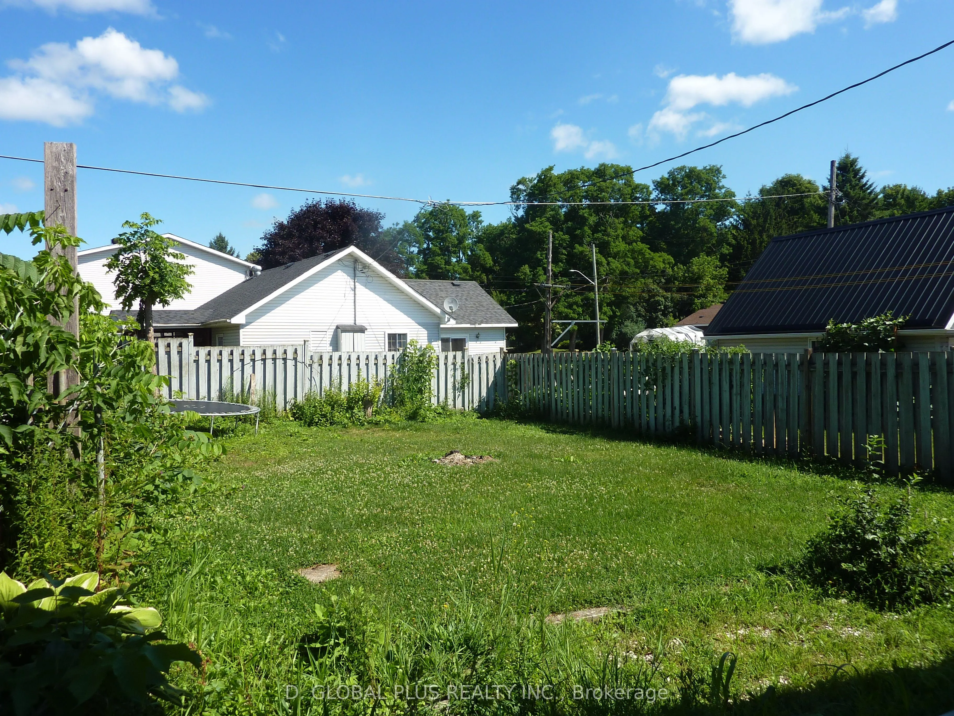 18317 County Rd 2 Highway
