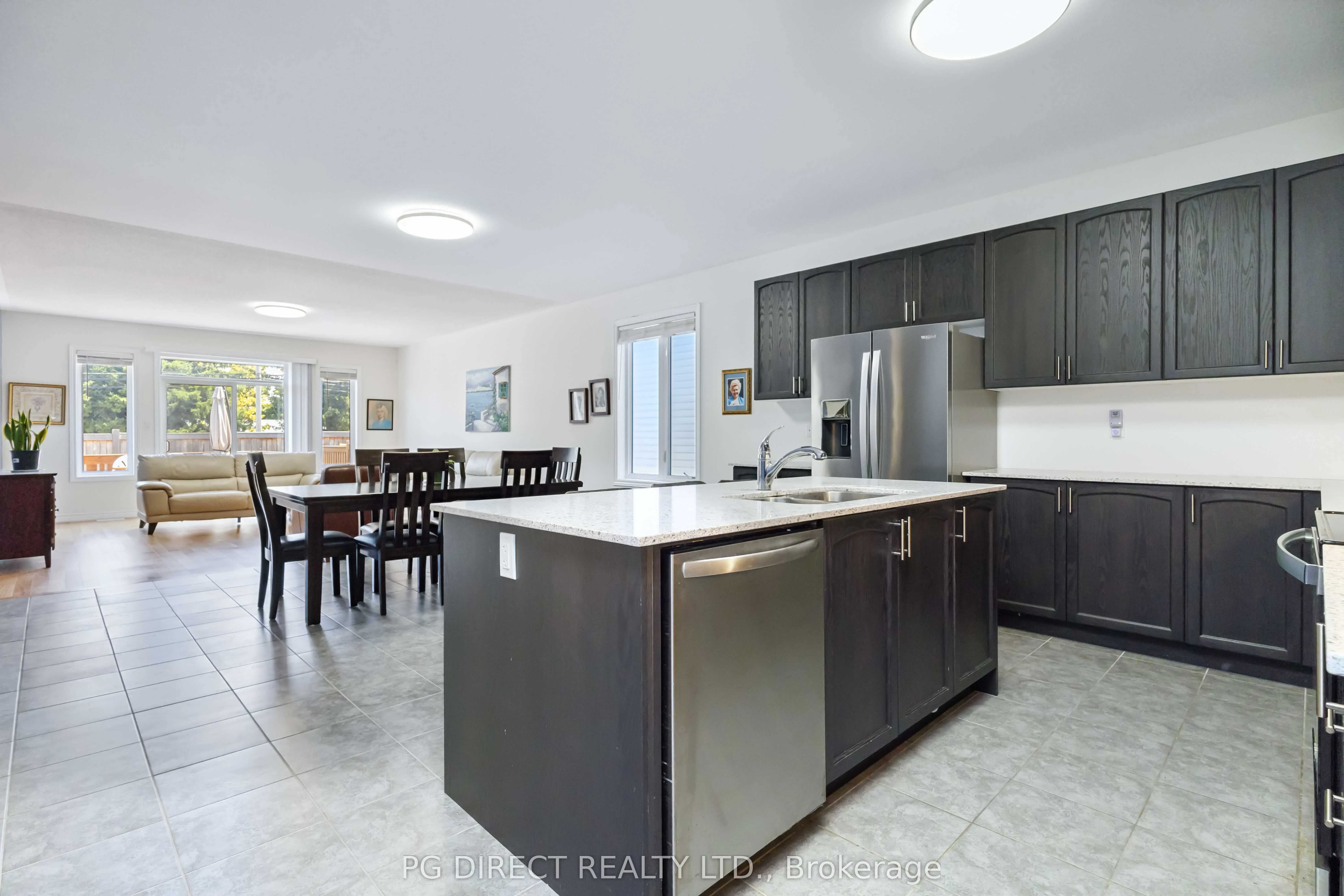 14 Hennessey Crescent