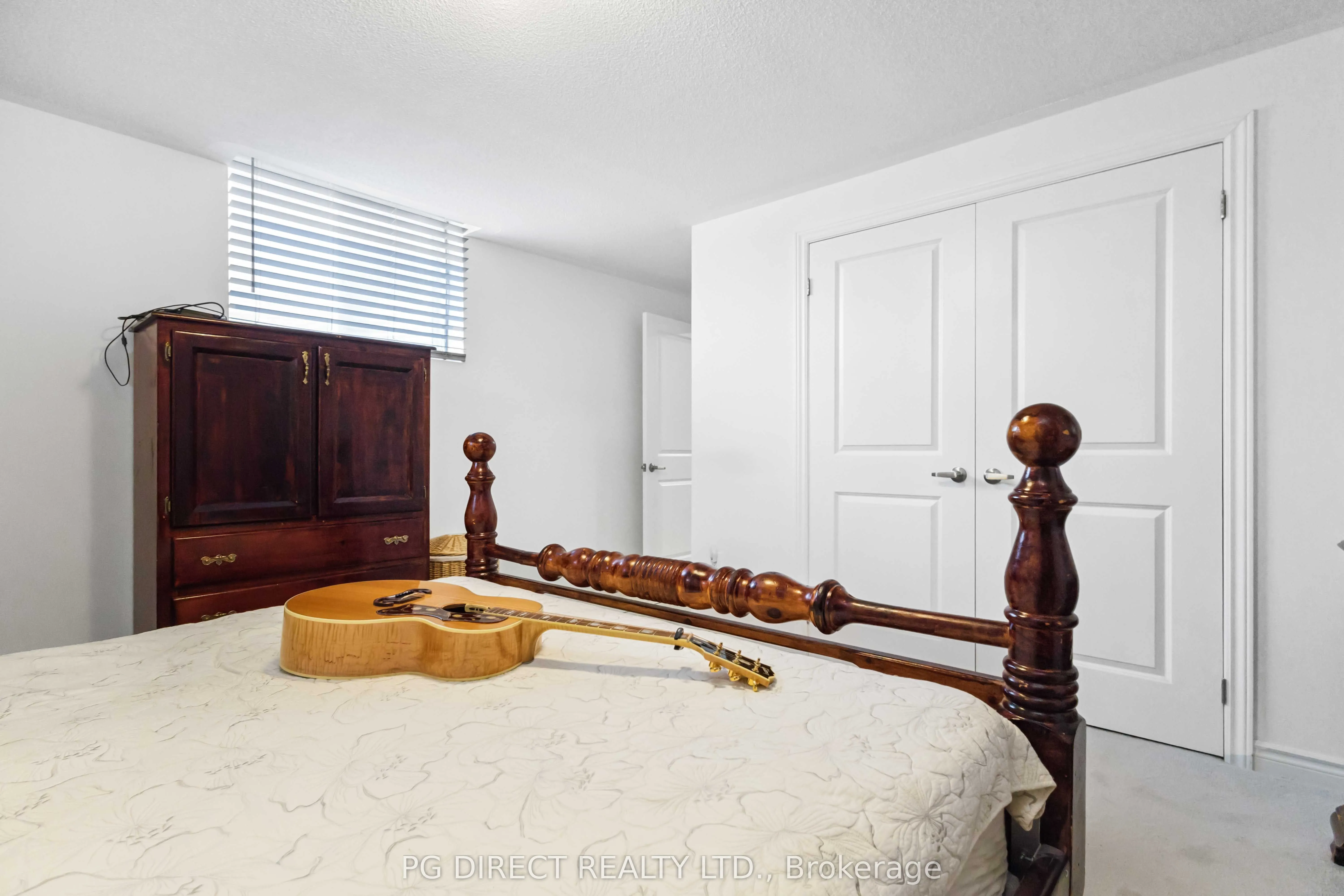 14 Hennessey Crescent
