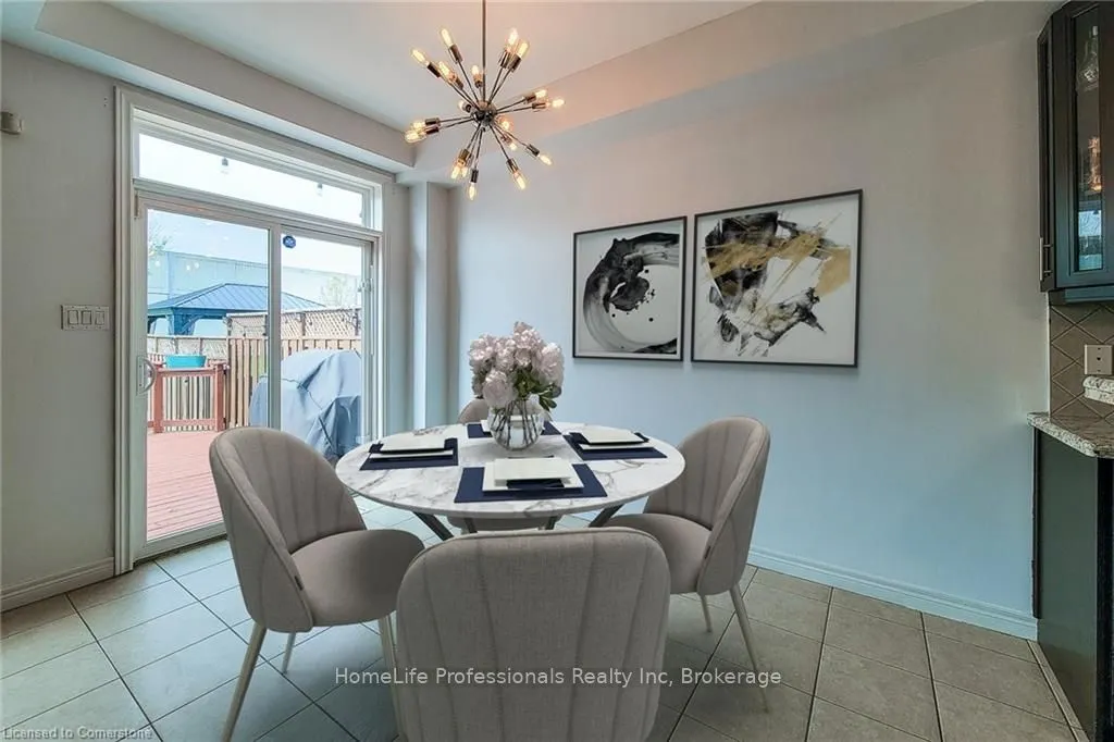 33 Marina Point Crescent