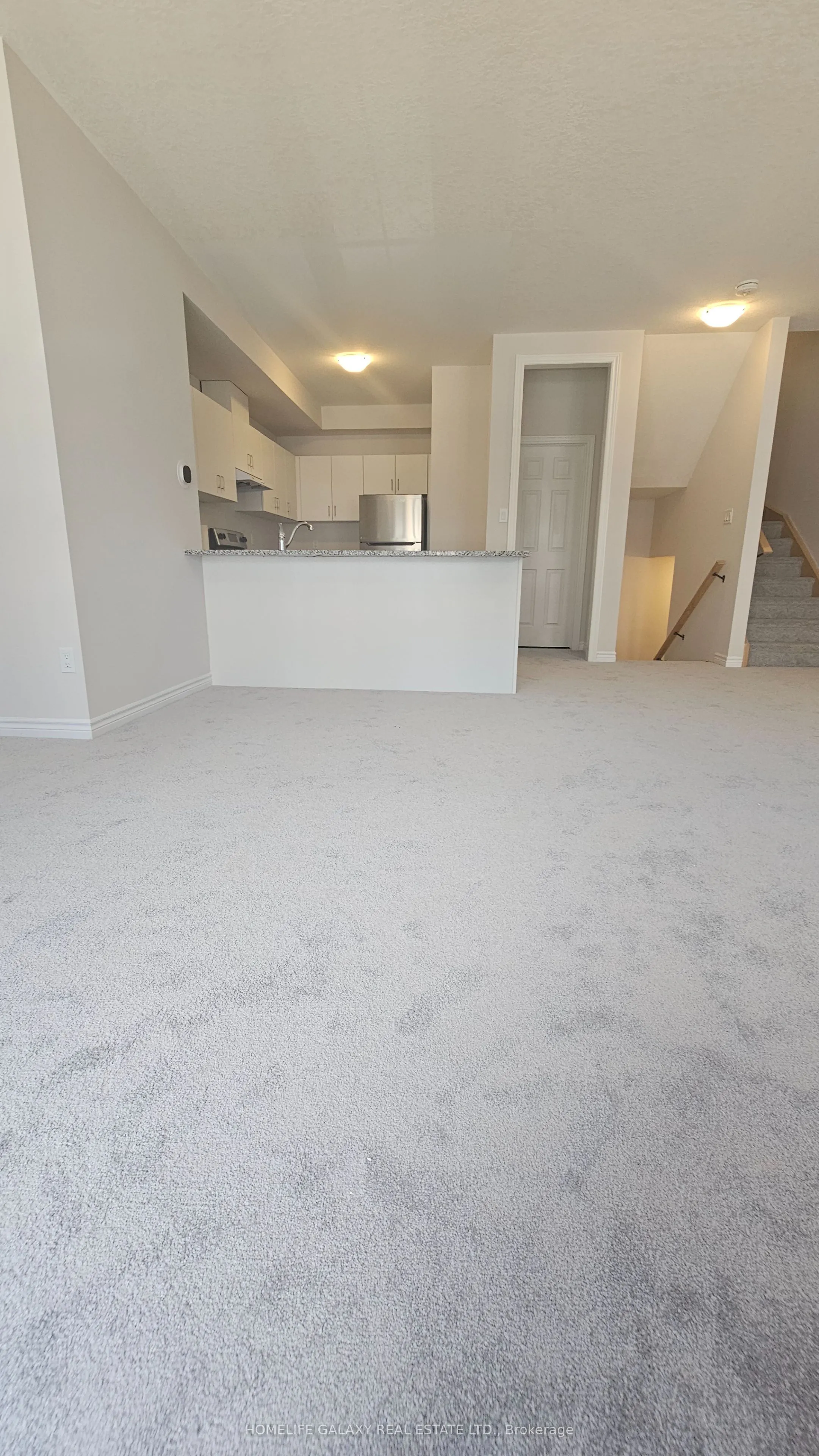 677 Park Road N, #152