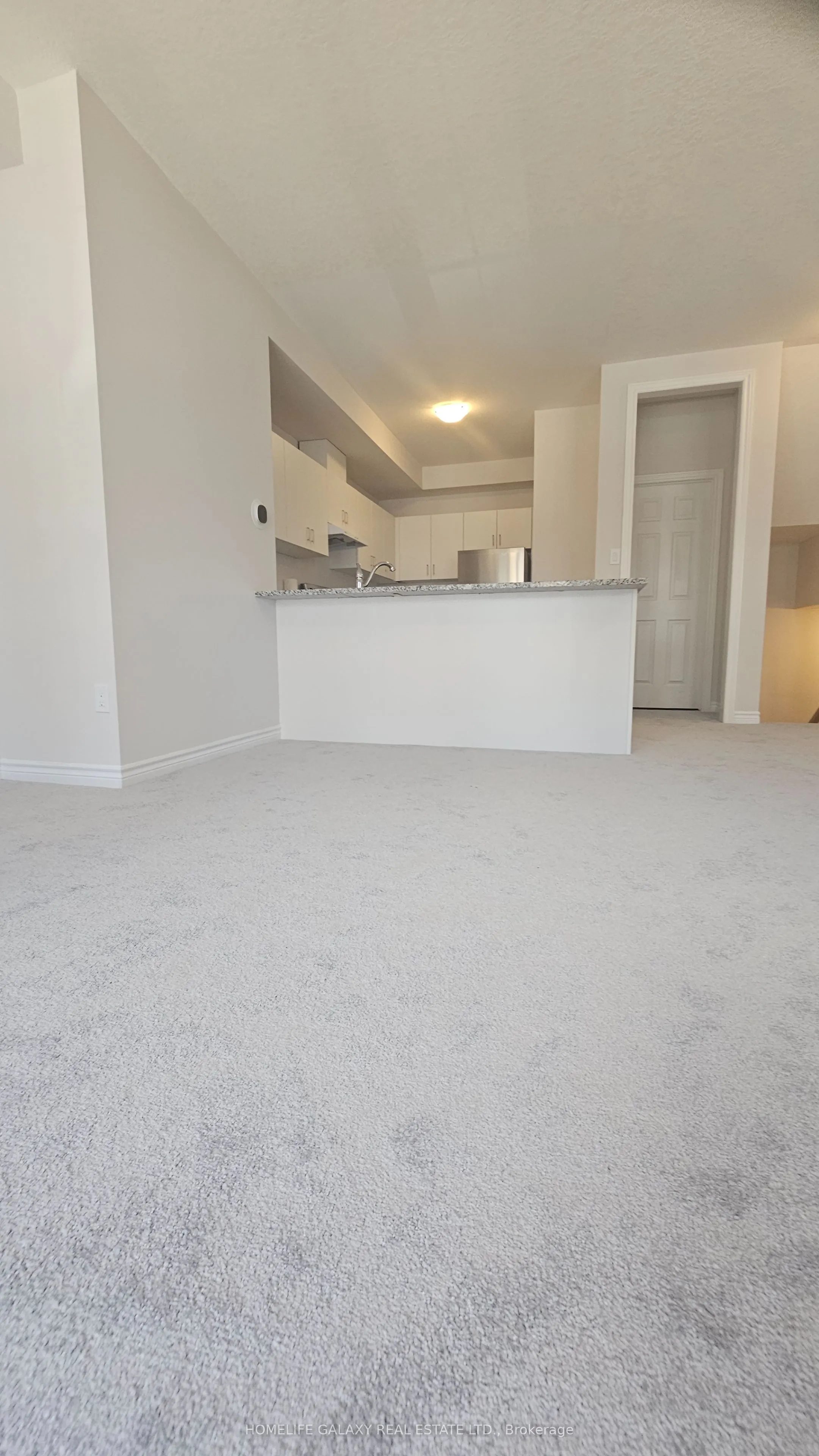 677 Park Road N, #152