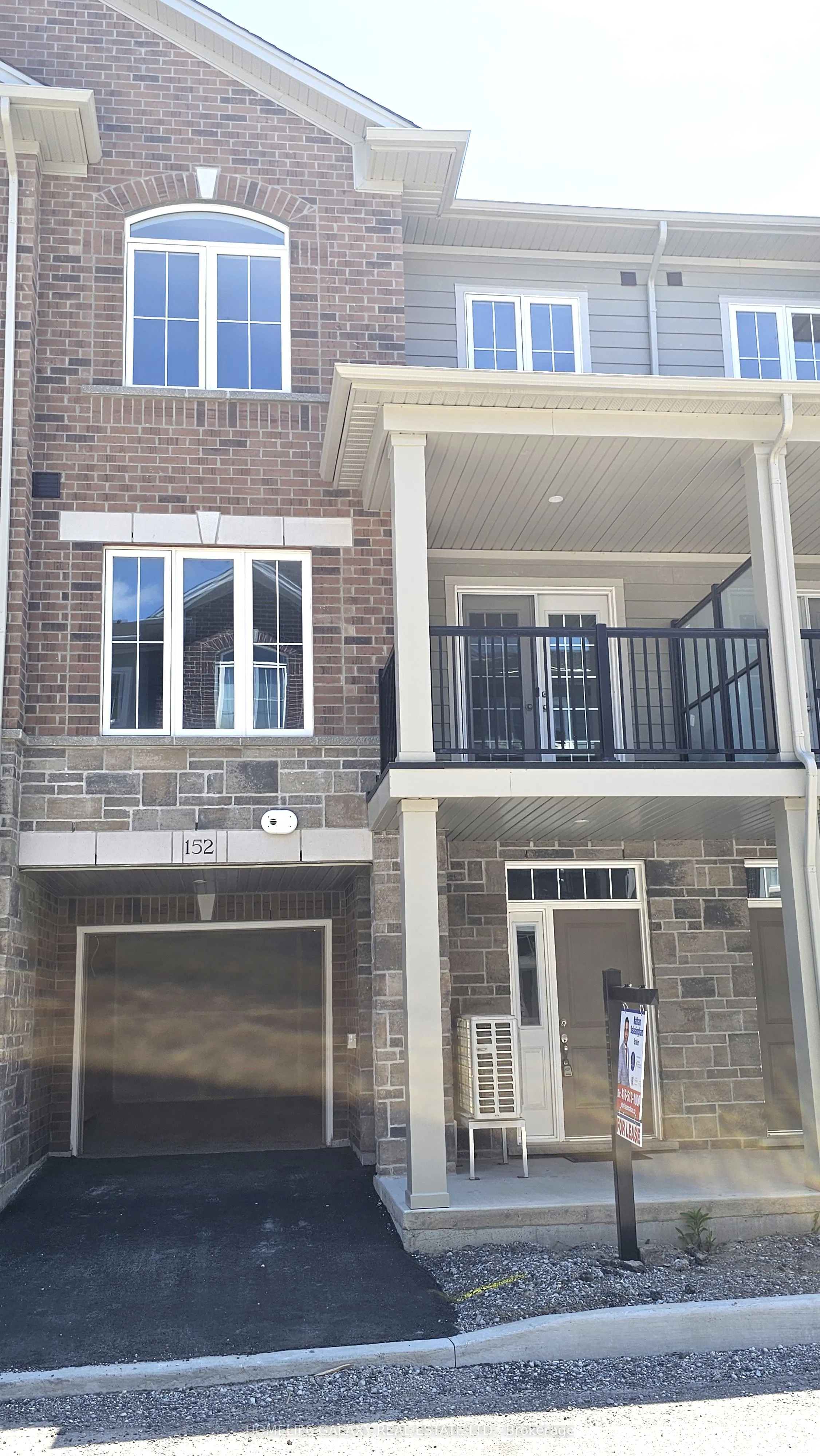677 Park Road N, #152