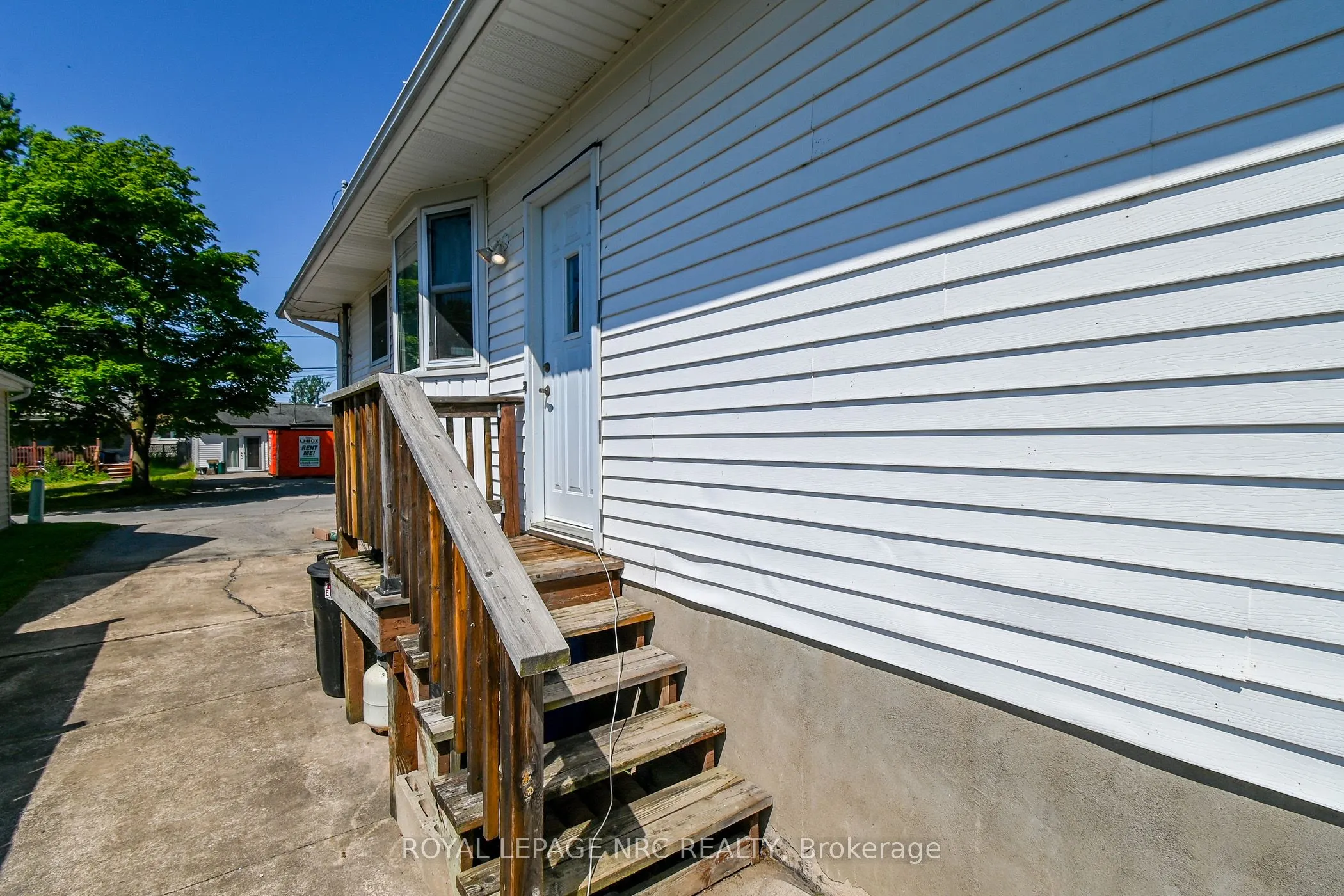 62 Lillian Place