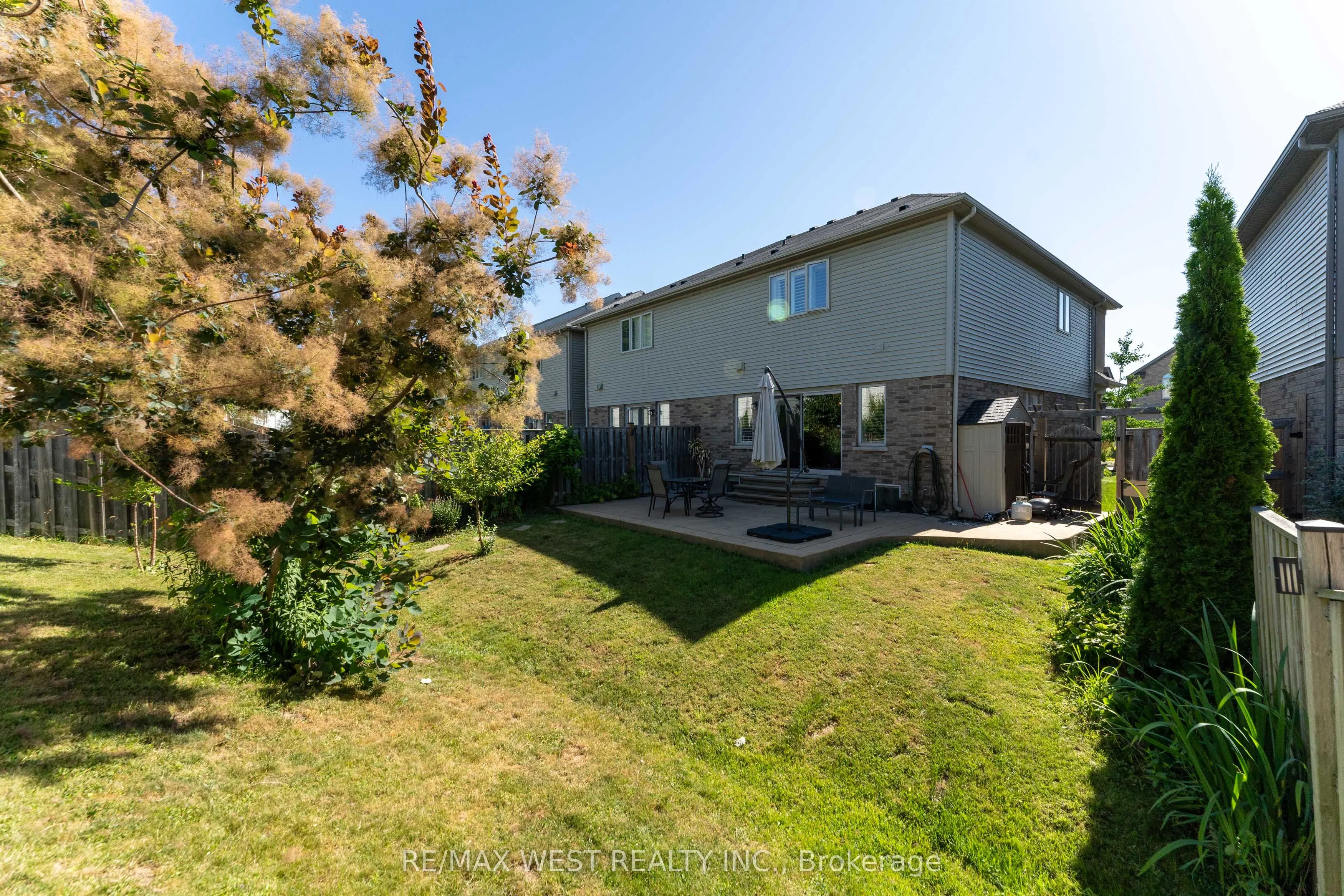 71 Sexton Crescent