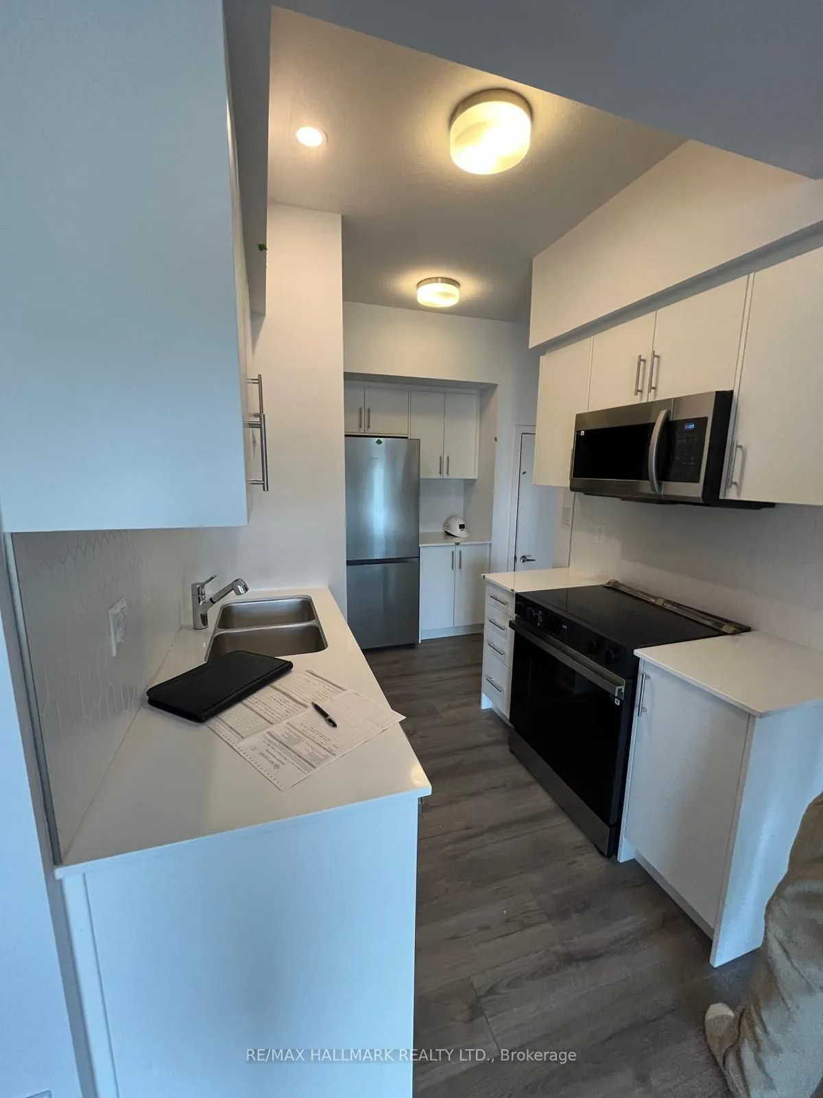 940 St. David Street N, #27
