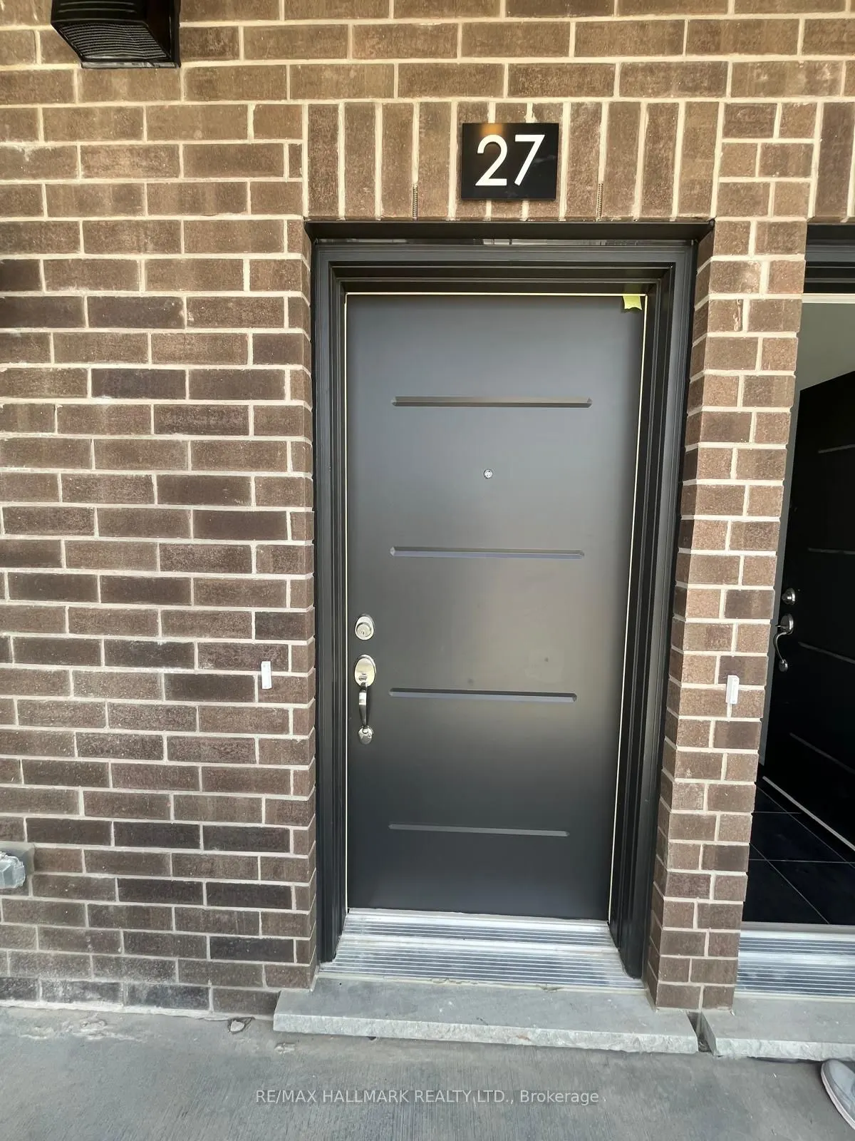 940 St. David Street N, #27