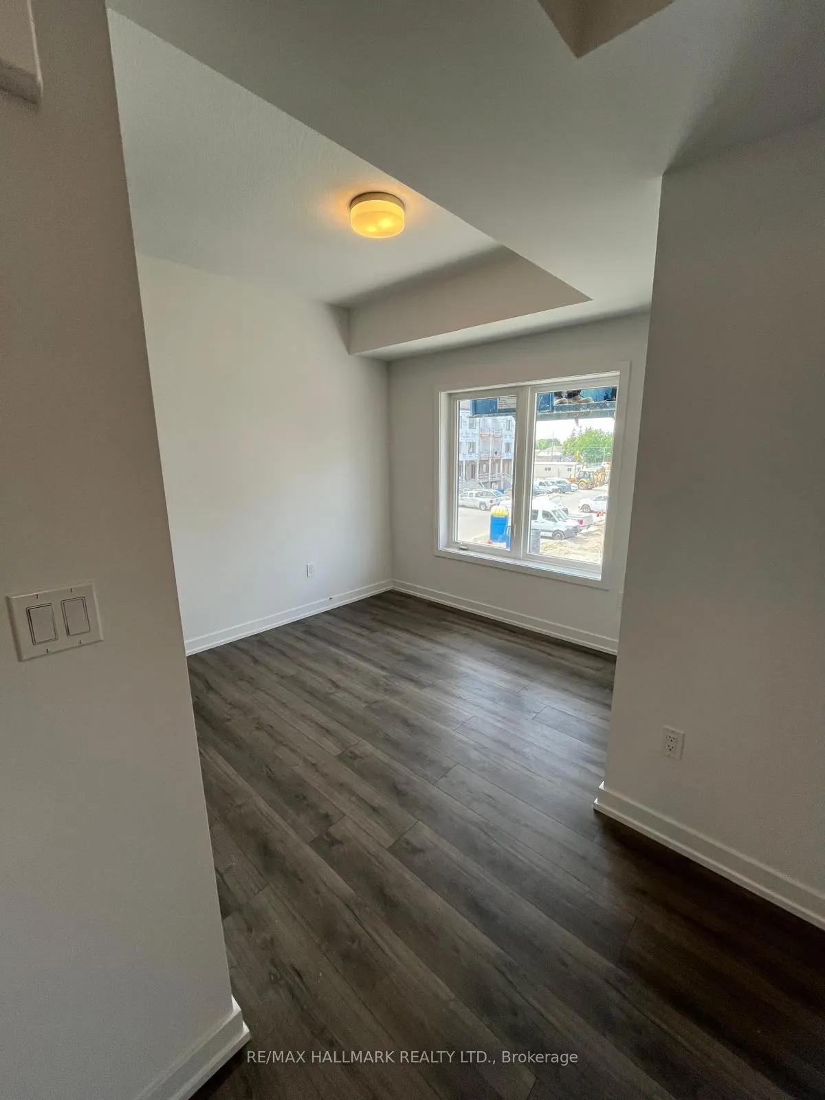 940 St. David Street N, #27