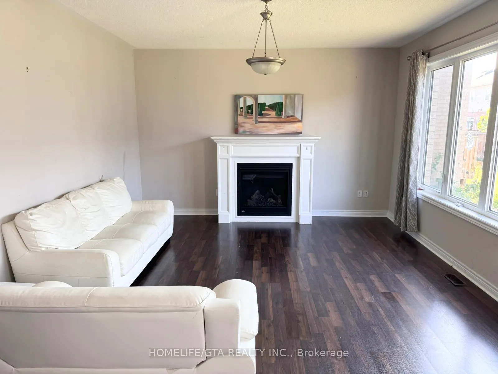 61 Barlow Place