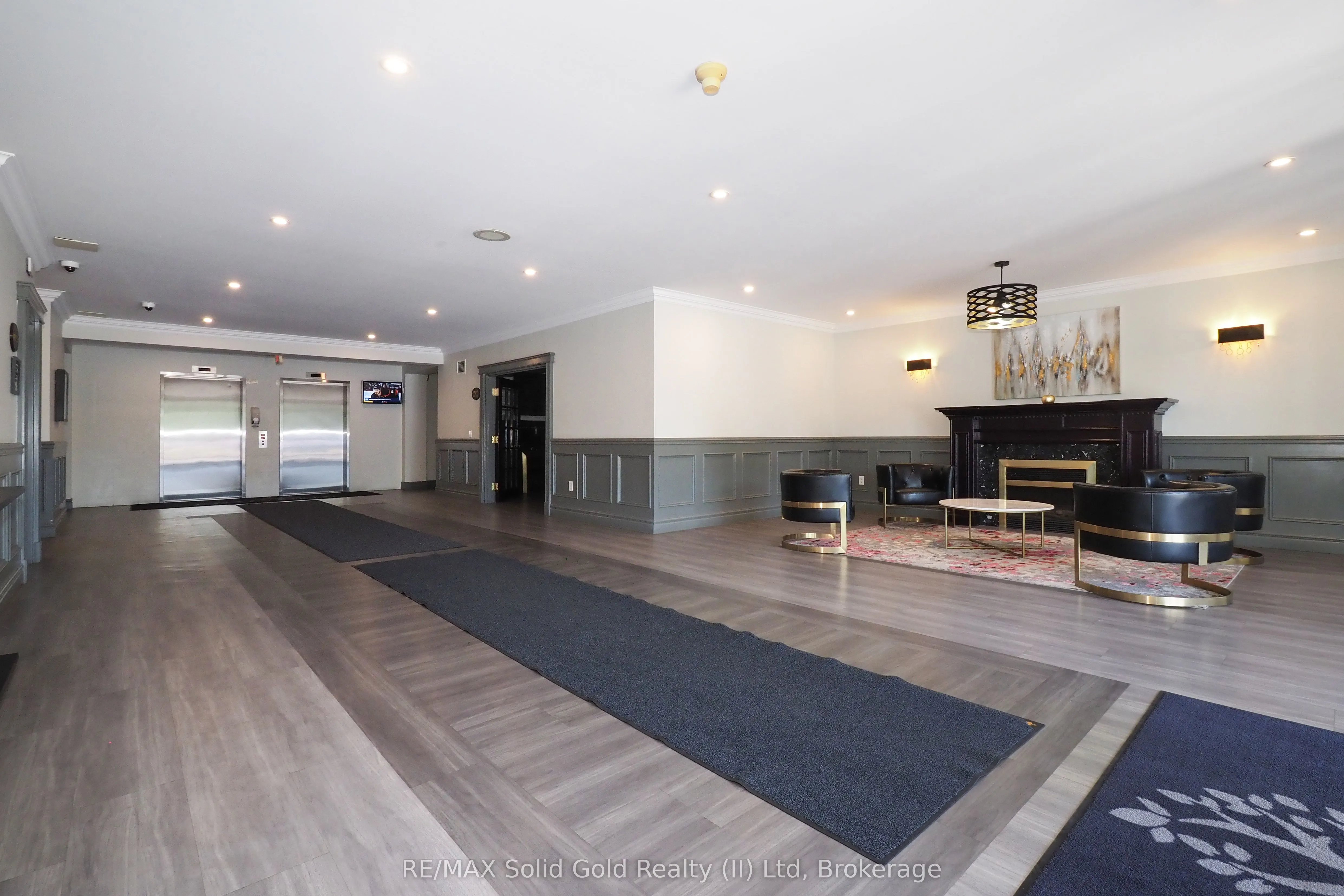 255 Keats Way, #701