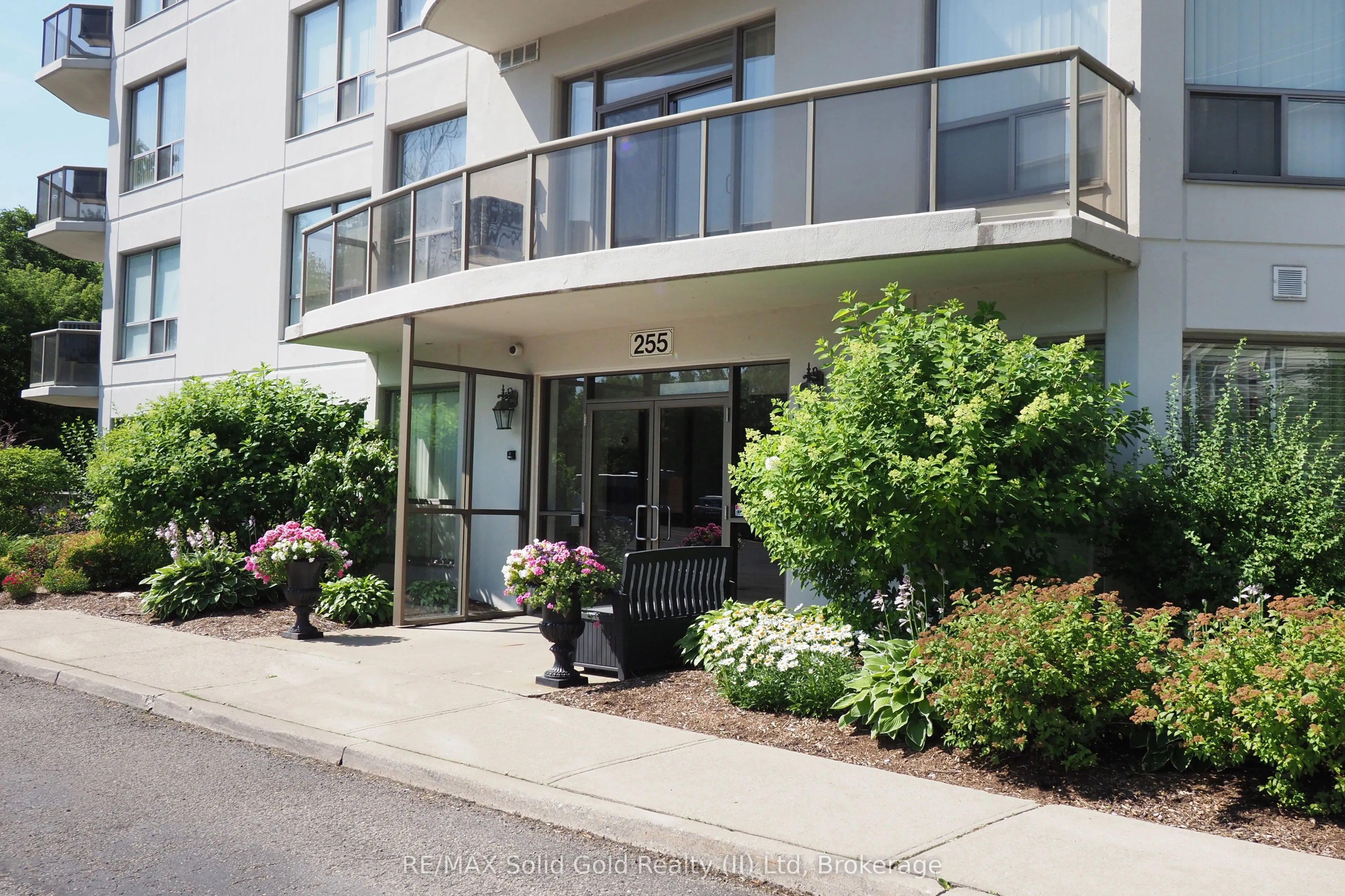 255 Keats Way, #701