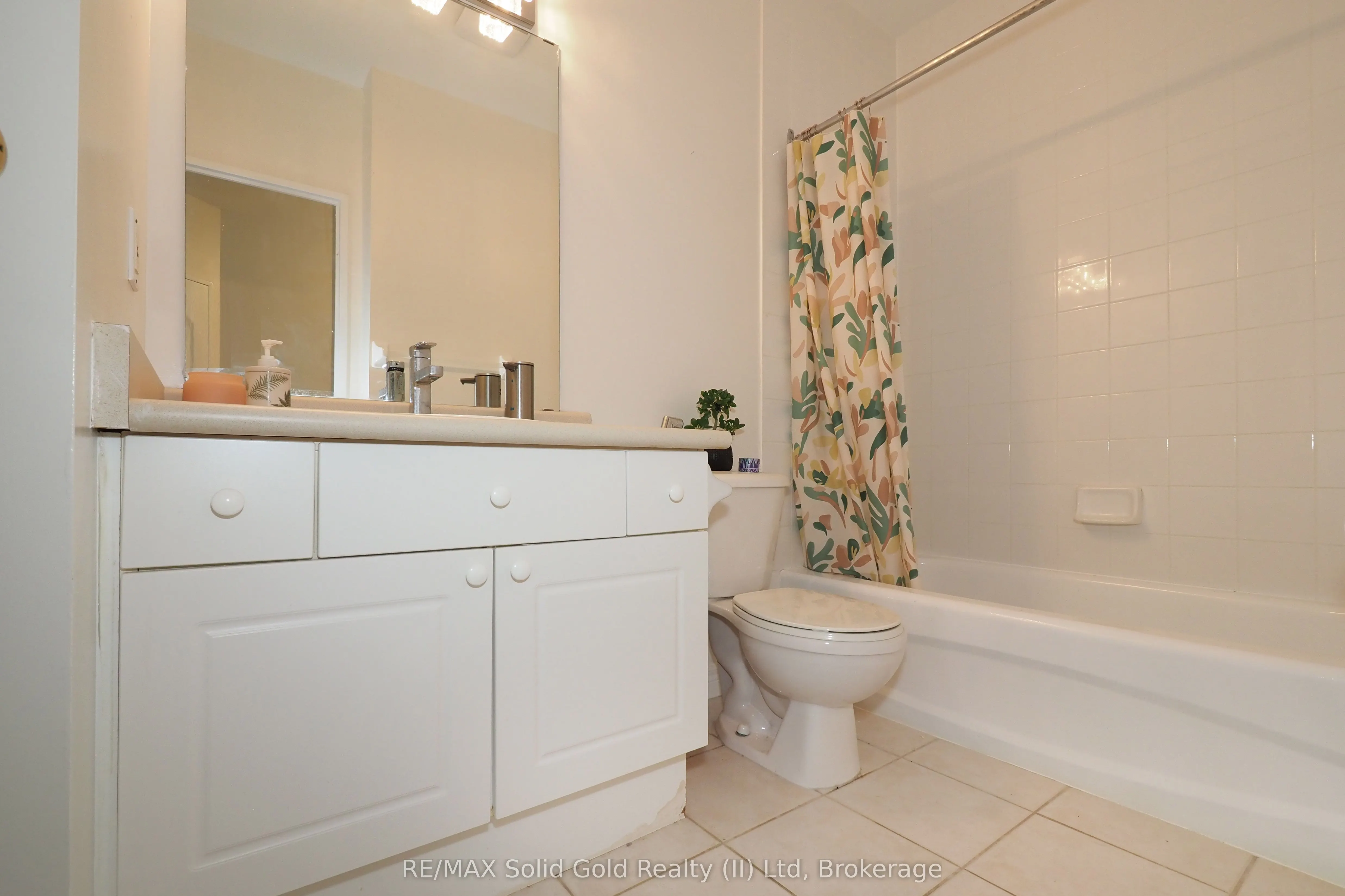 255 Keats Way, #701
