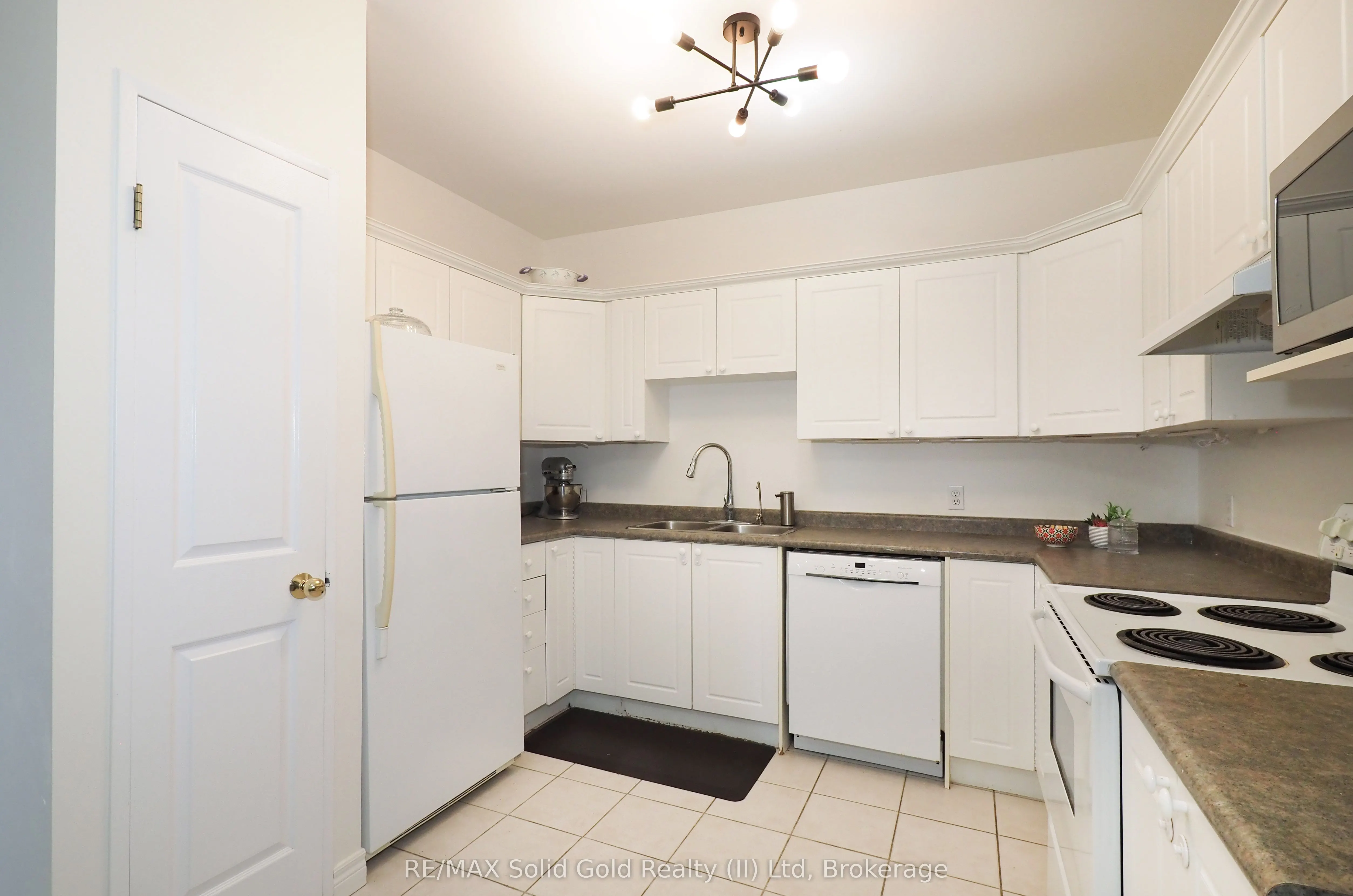 255 Keats Way, #701