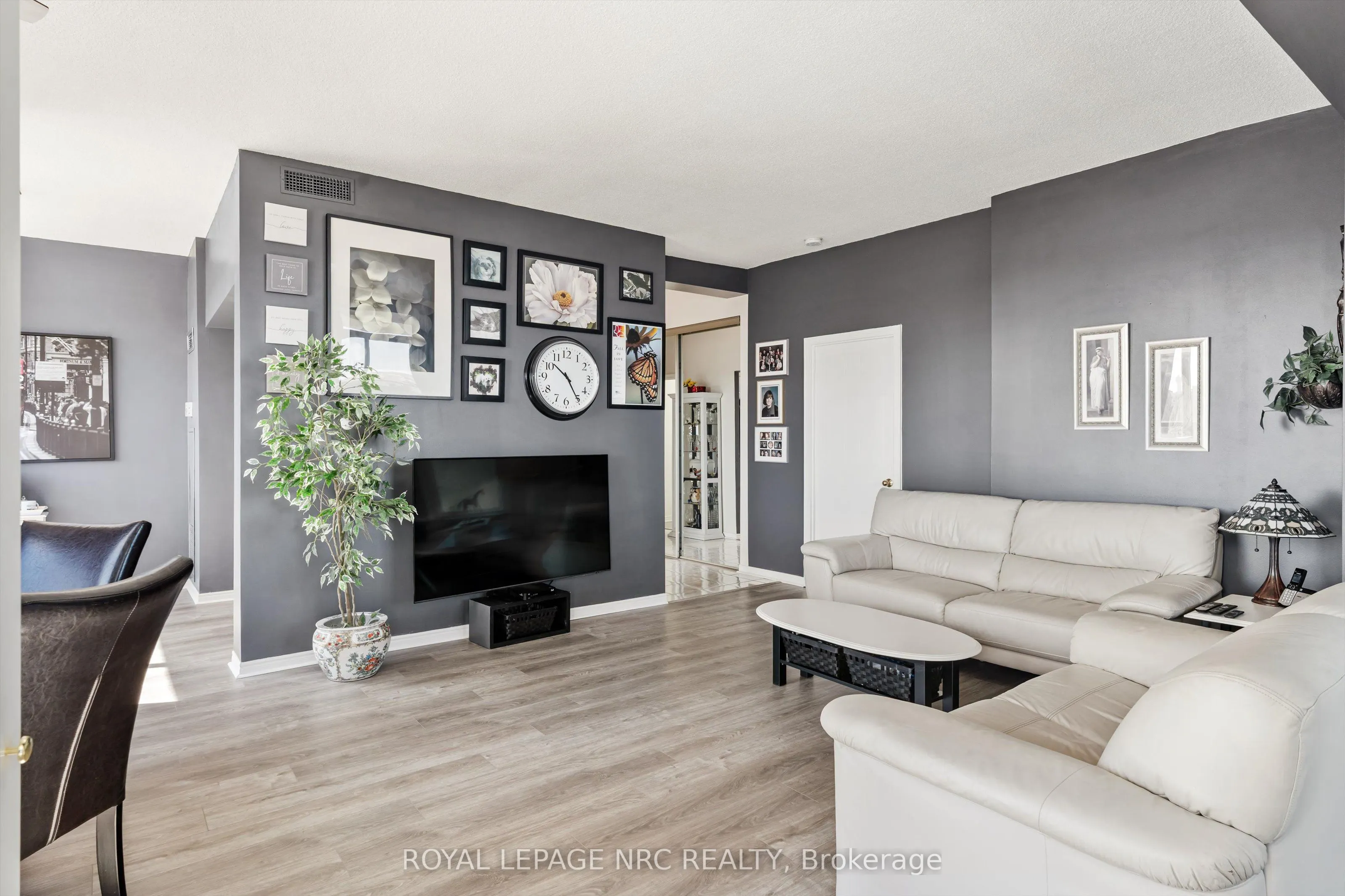 5100 Dorchester Road, #807