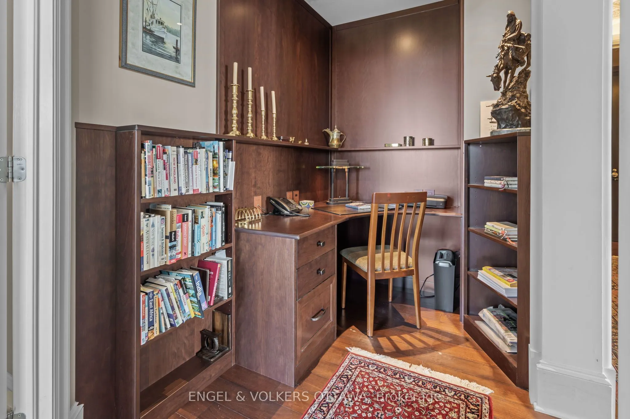 1035 BANK Street, #1801