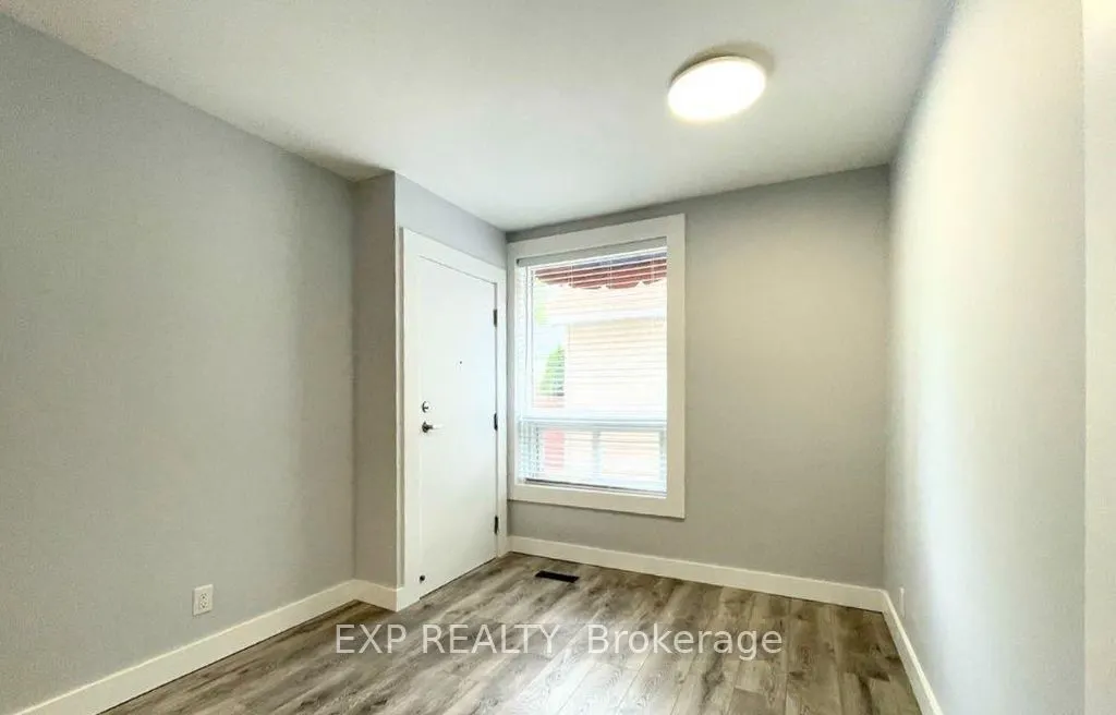 332 Shakespeare Street, #1