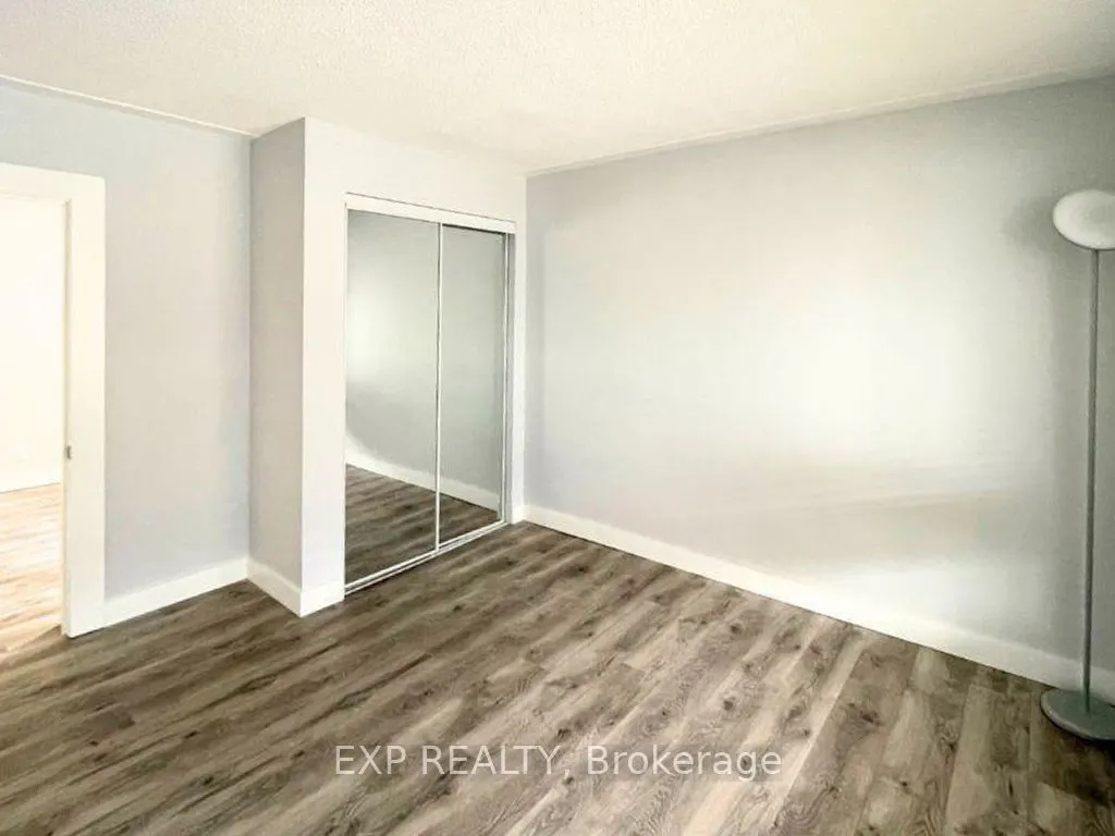 332 Shakespeare Street, #1