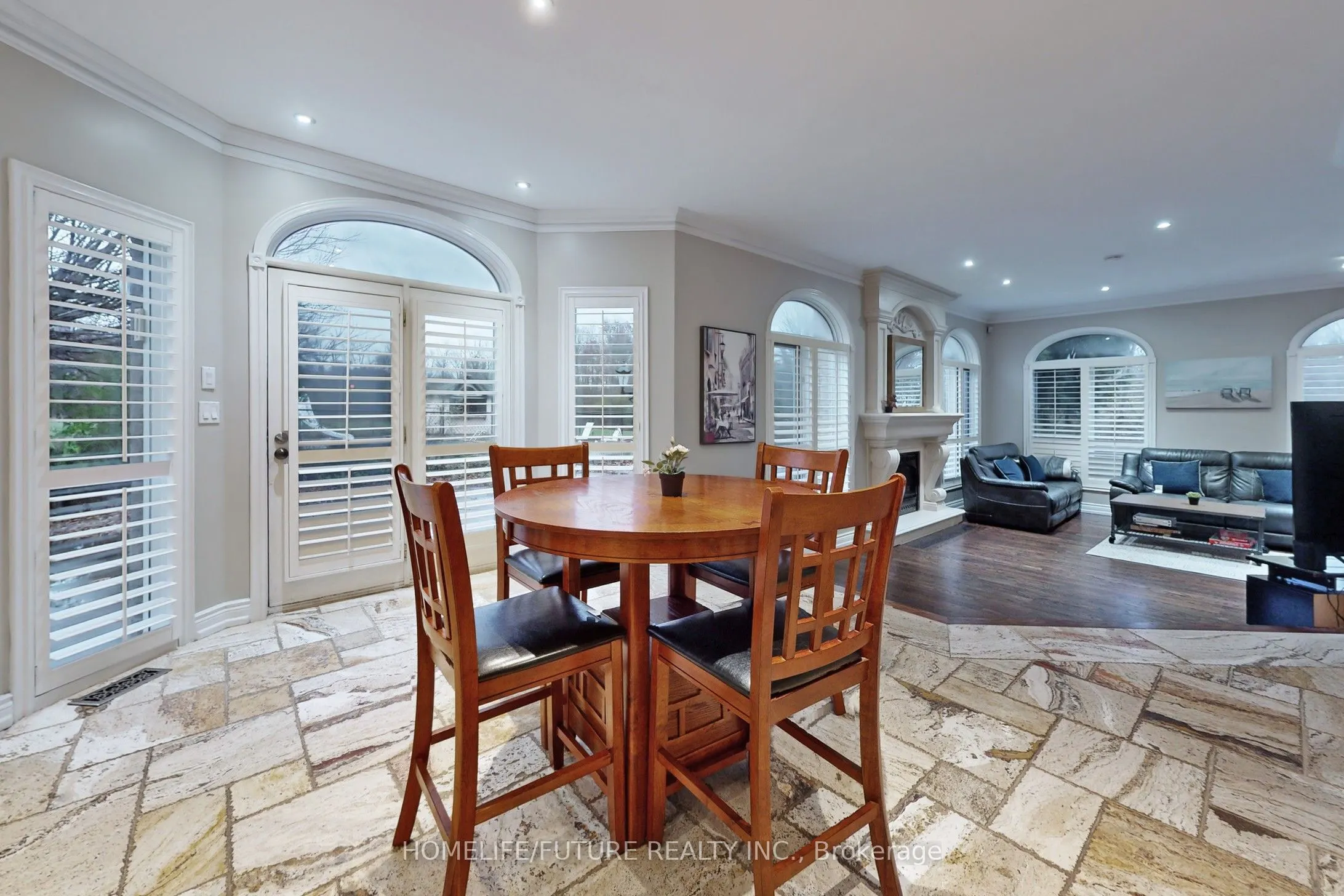 82 Pearson Road