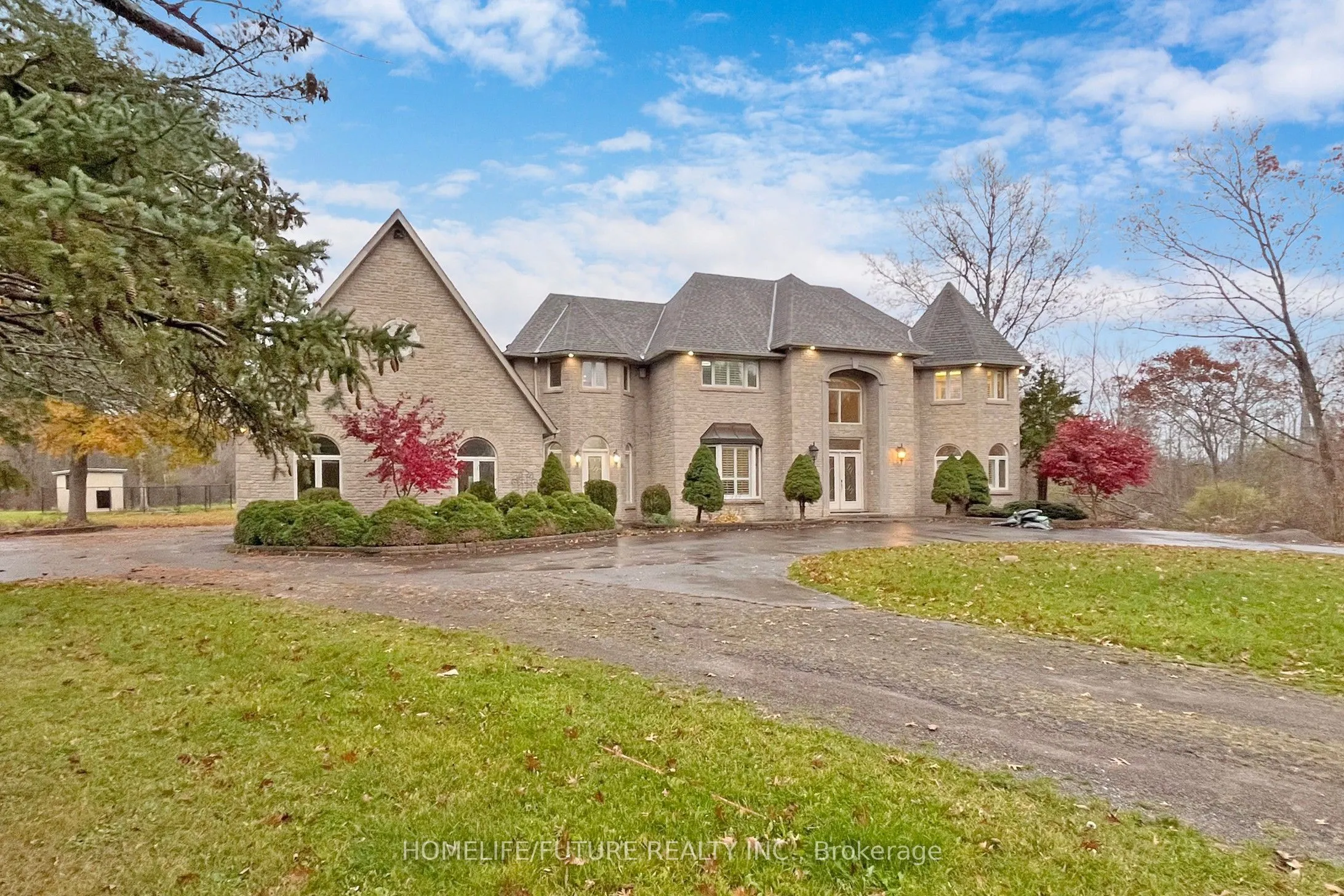 82 Pearson Road