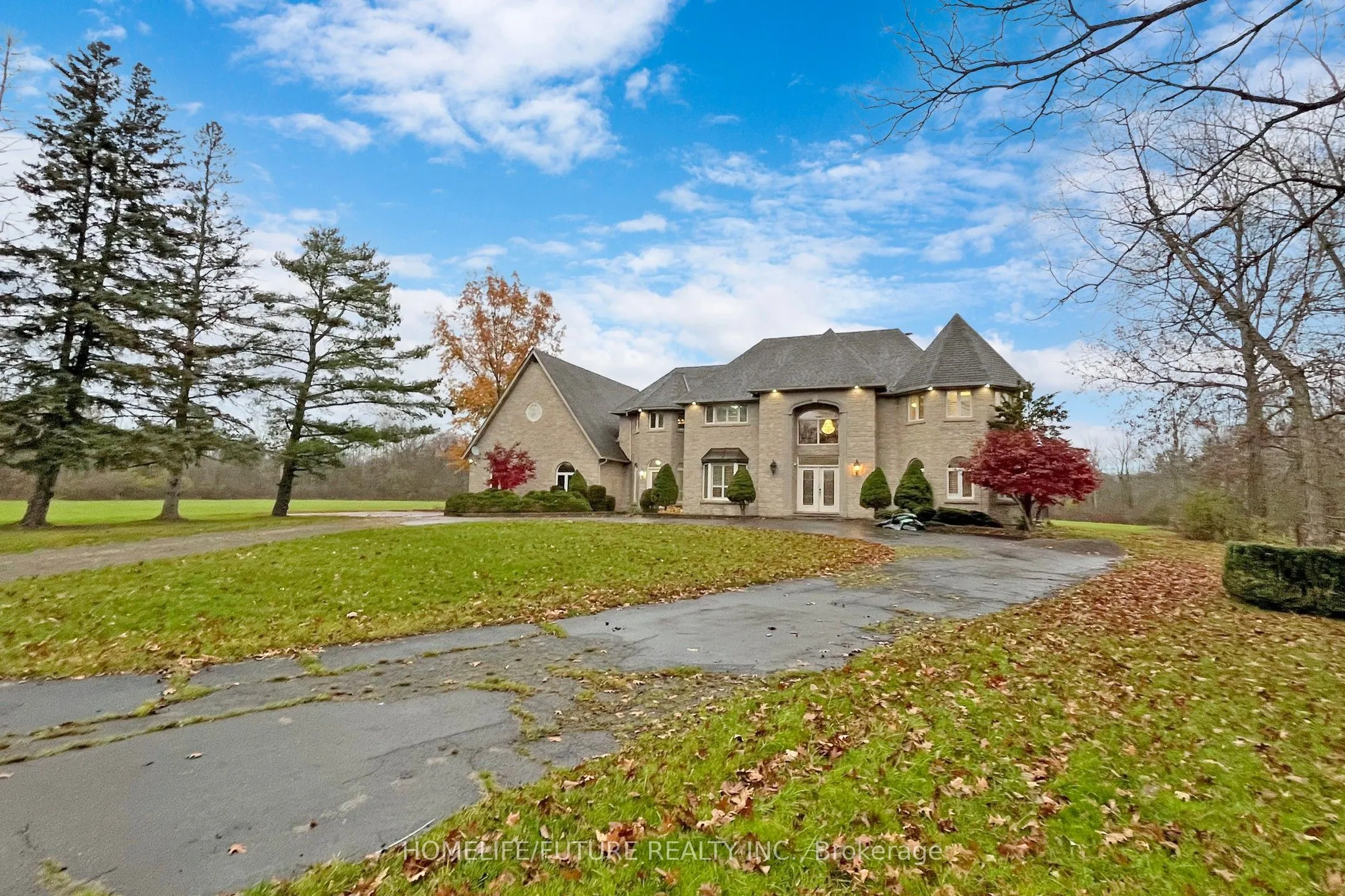 82 Pearson Road