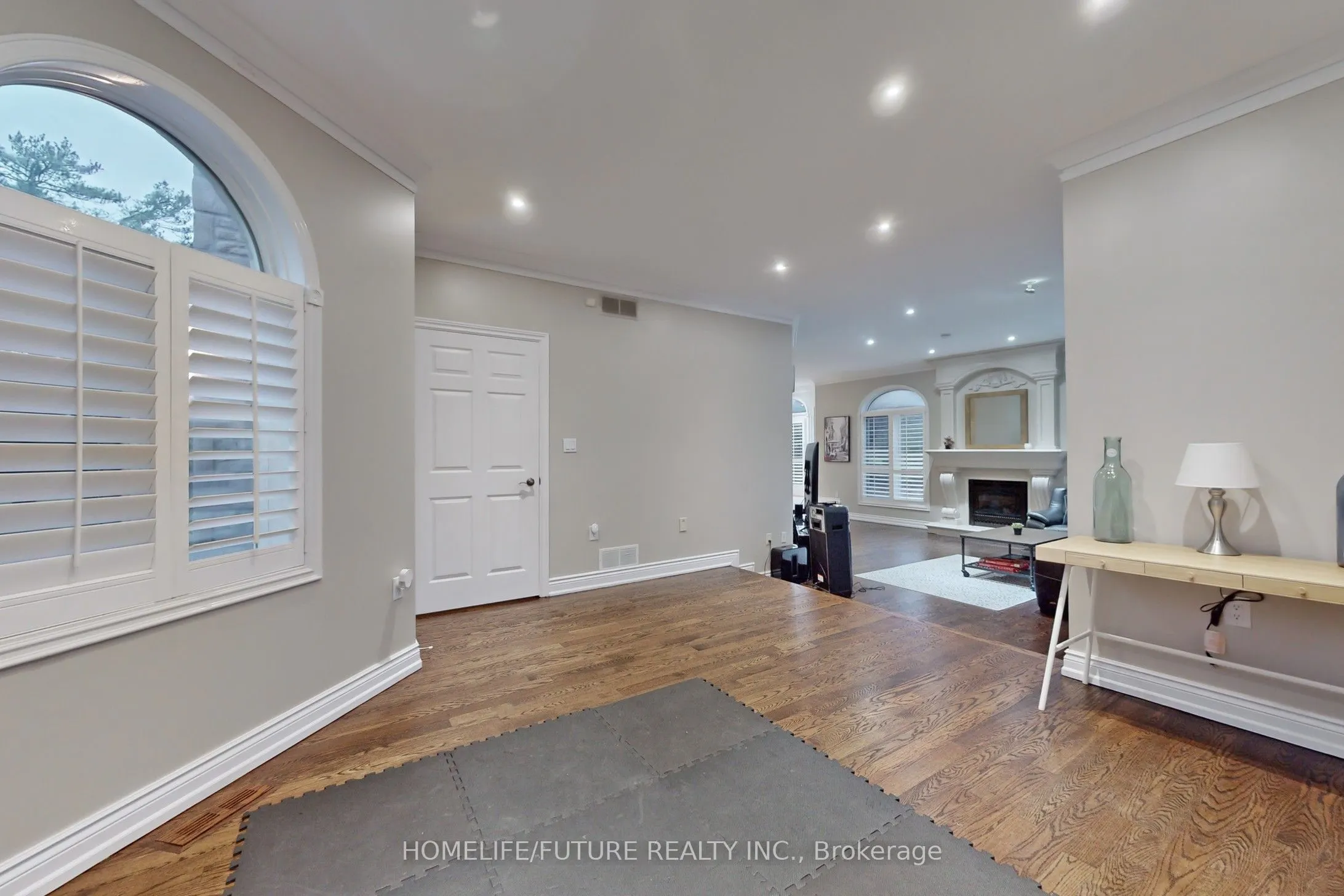 82 Pearson Road