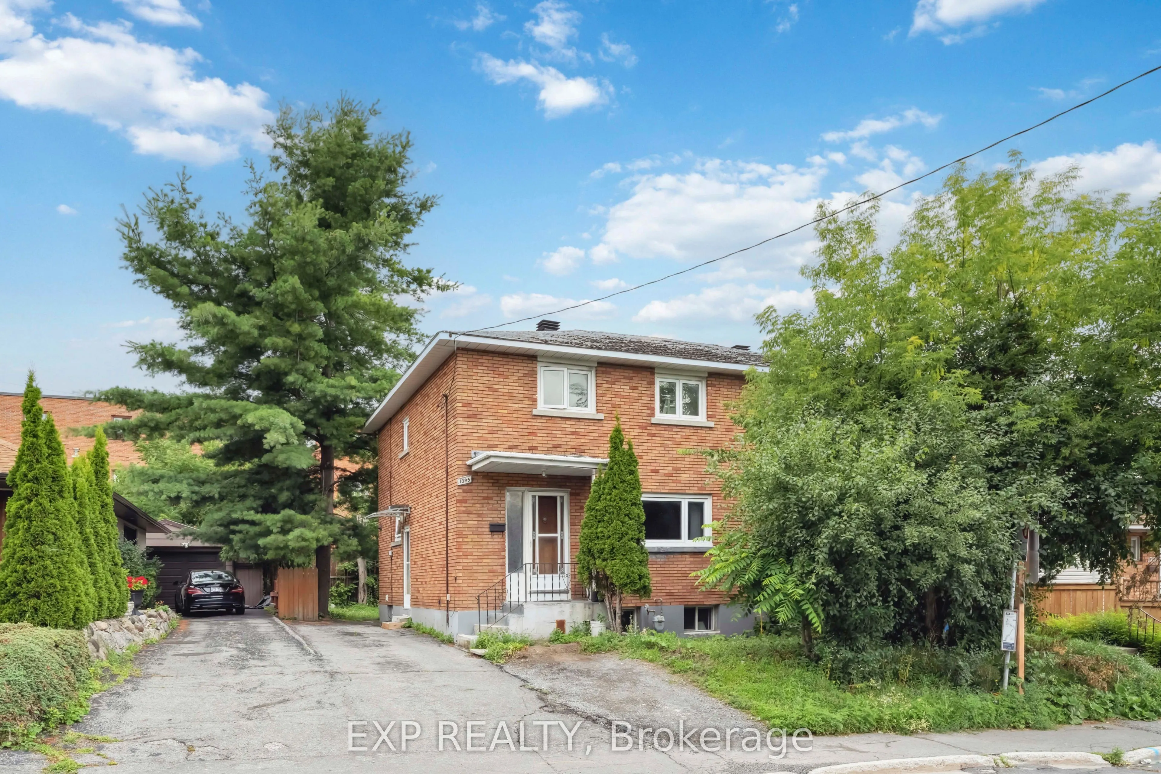 1395 Caldwell Avenue