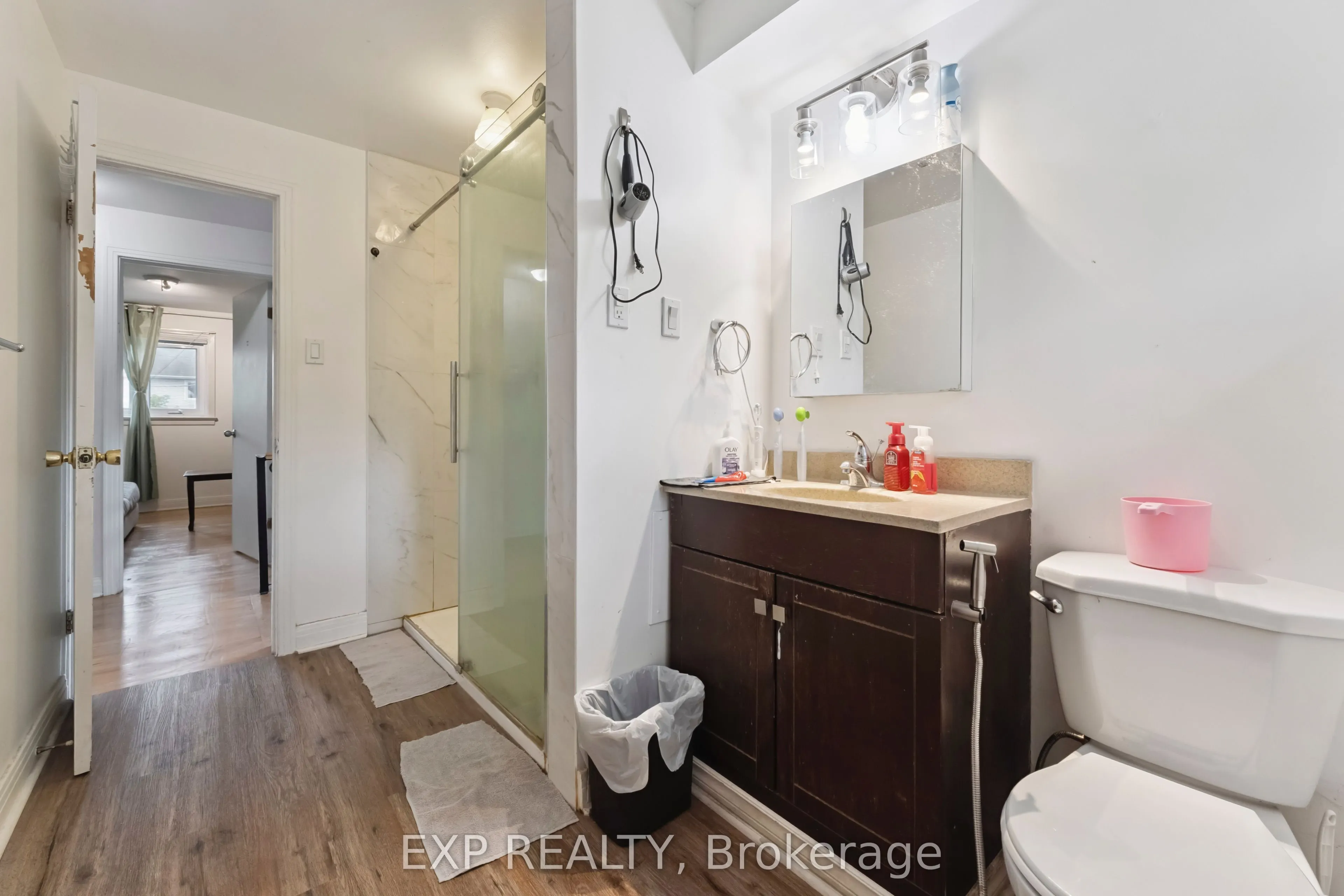 1395 Caldwell Avenue