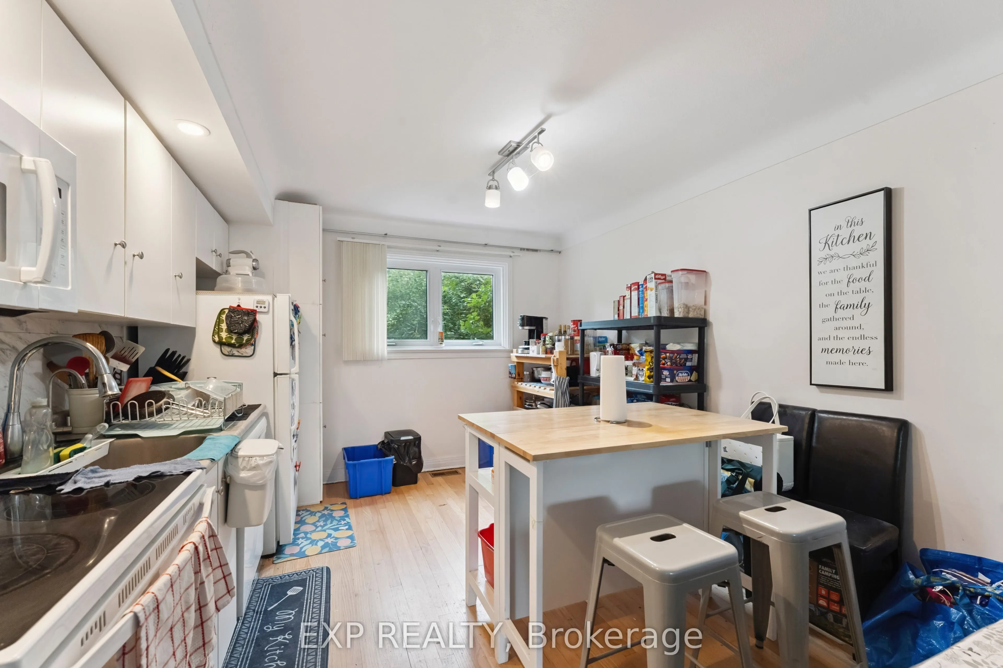 1395 Caldwell Avenue