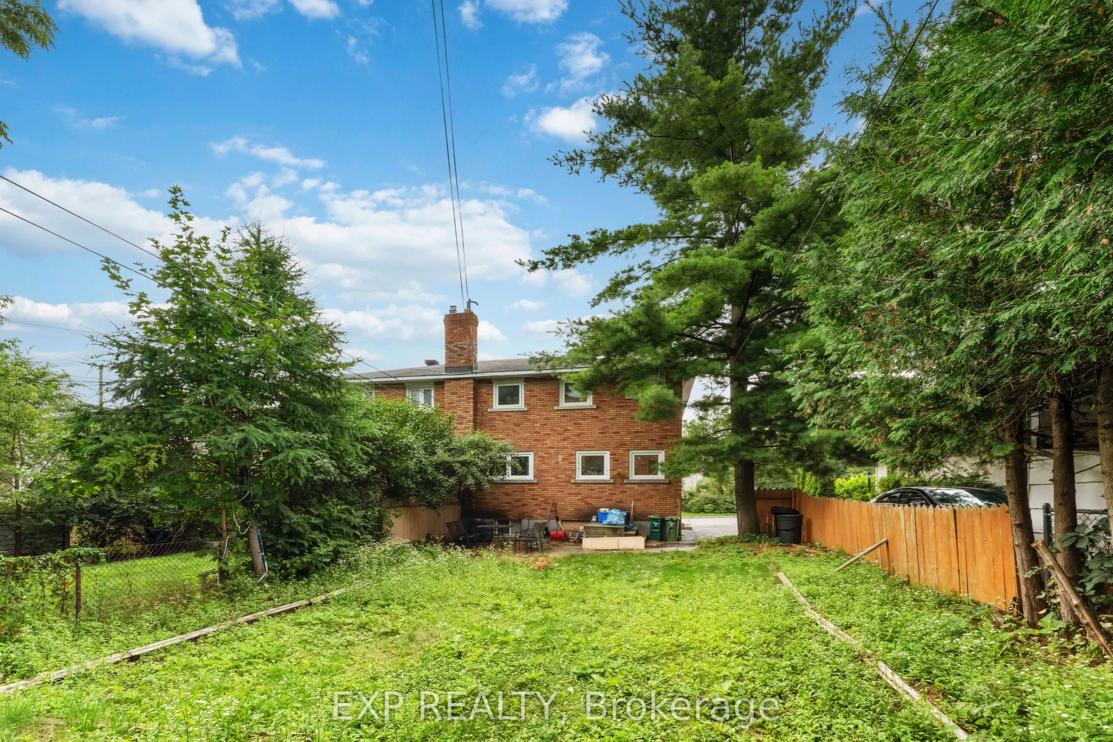 1395 Caldwell Avenue