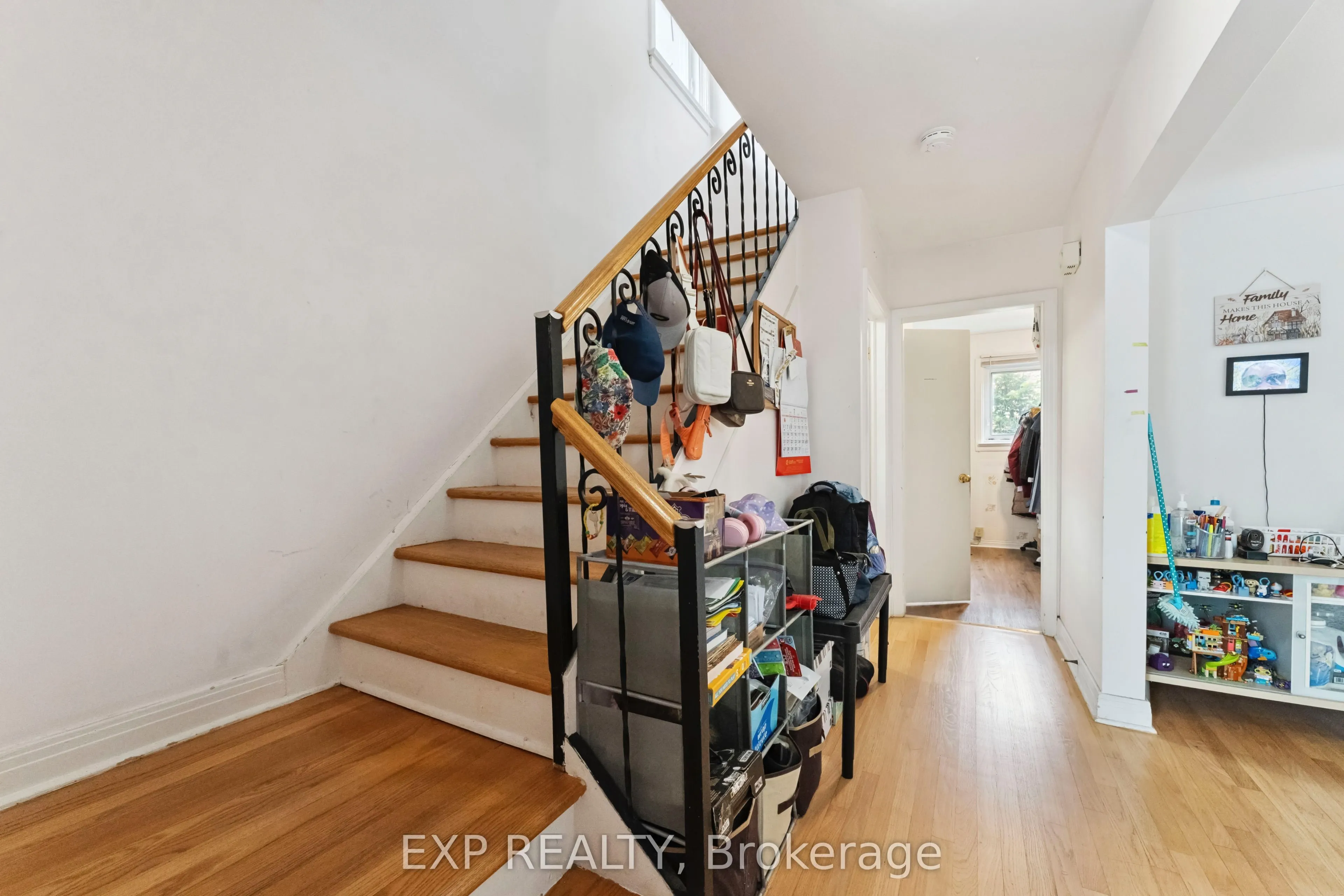 1395 Caldwell Avenue