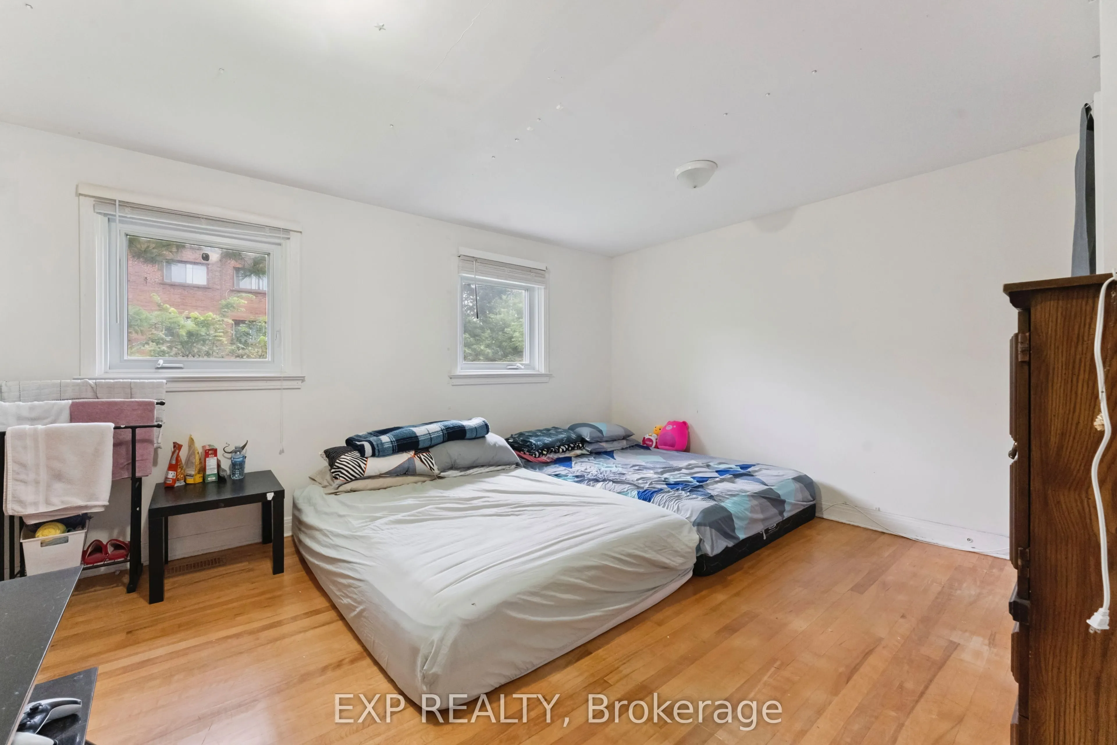 1395 Caldwell Avenue