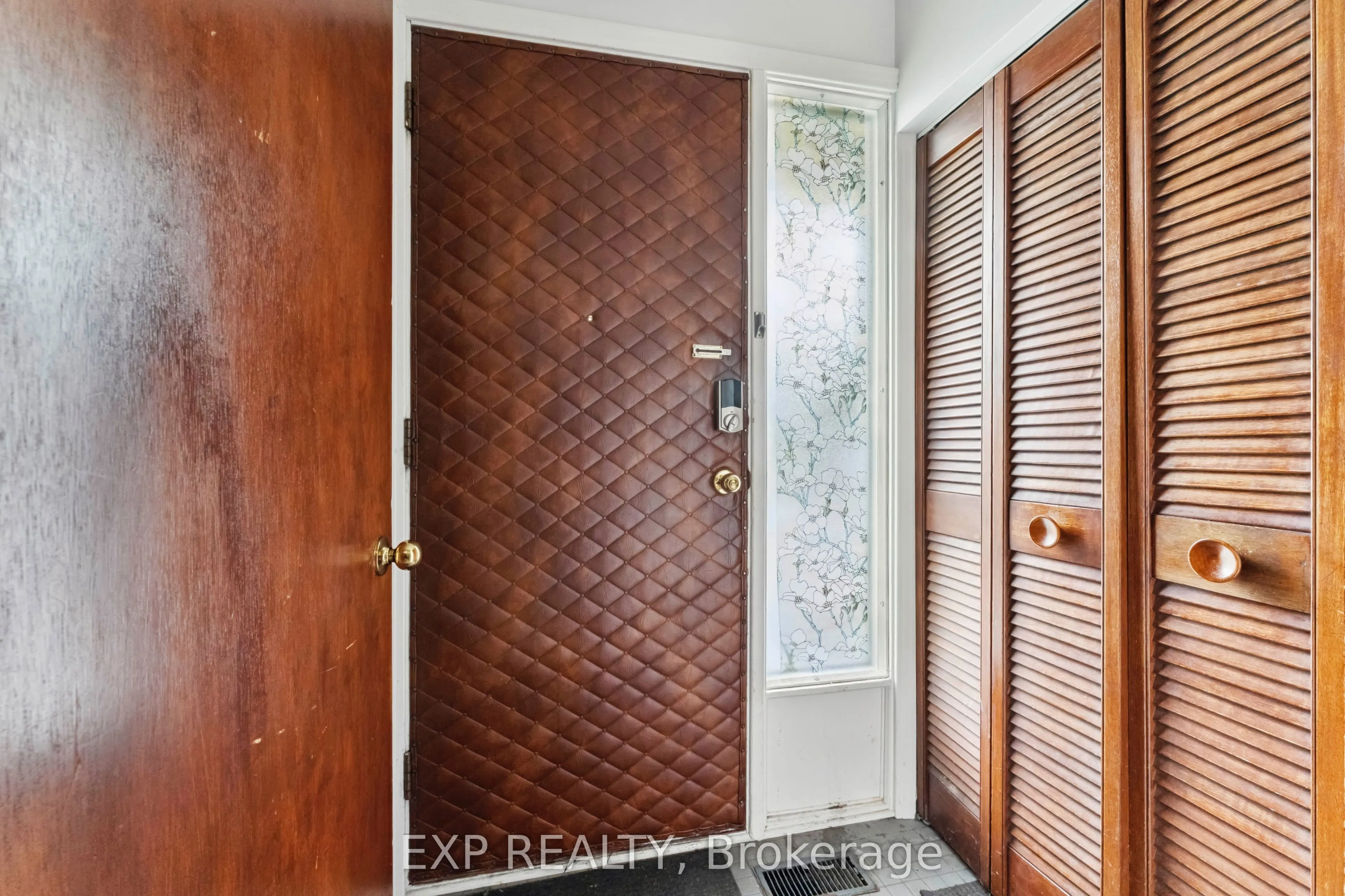 1395 Caldwell Avenue