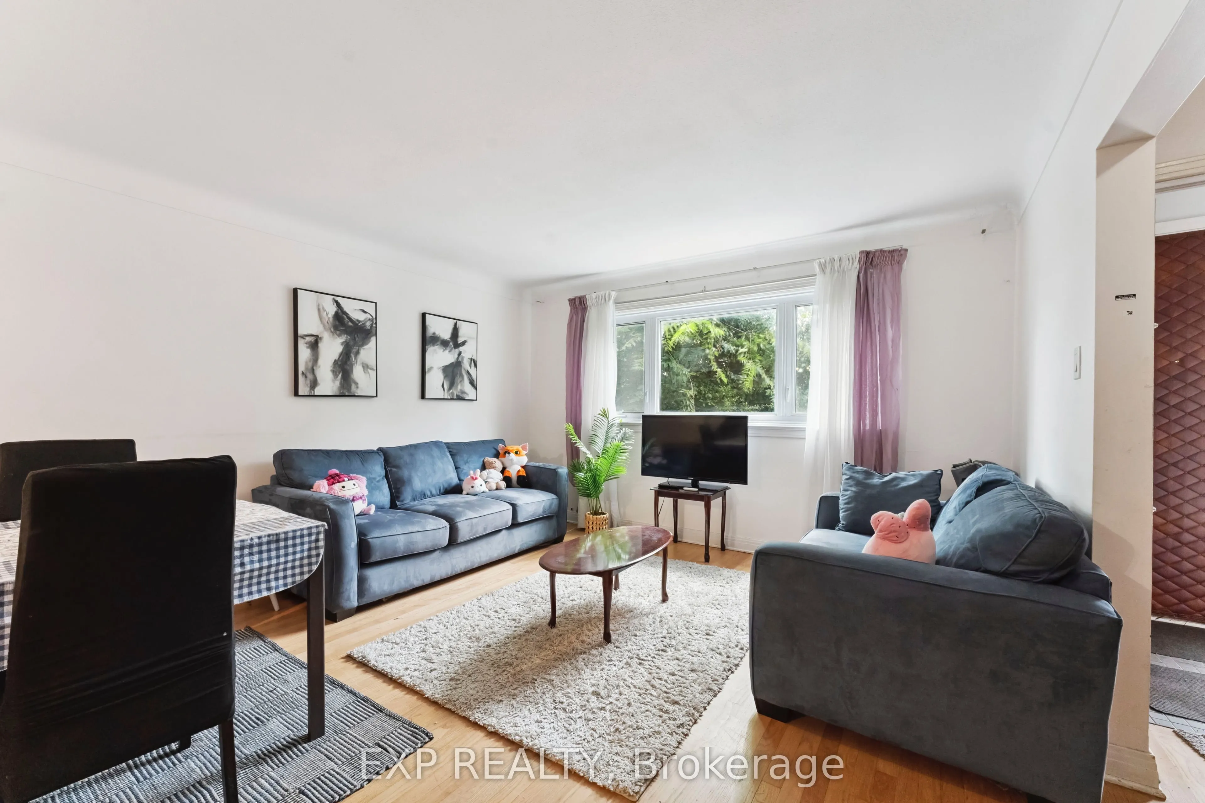 1395 Caldwell Avenue