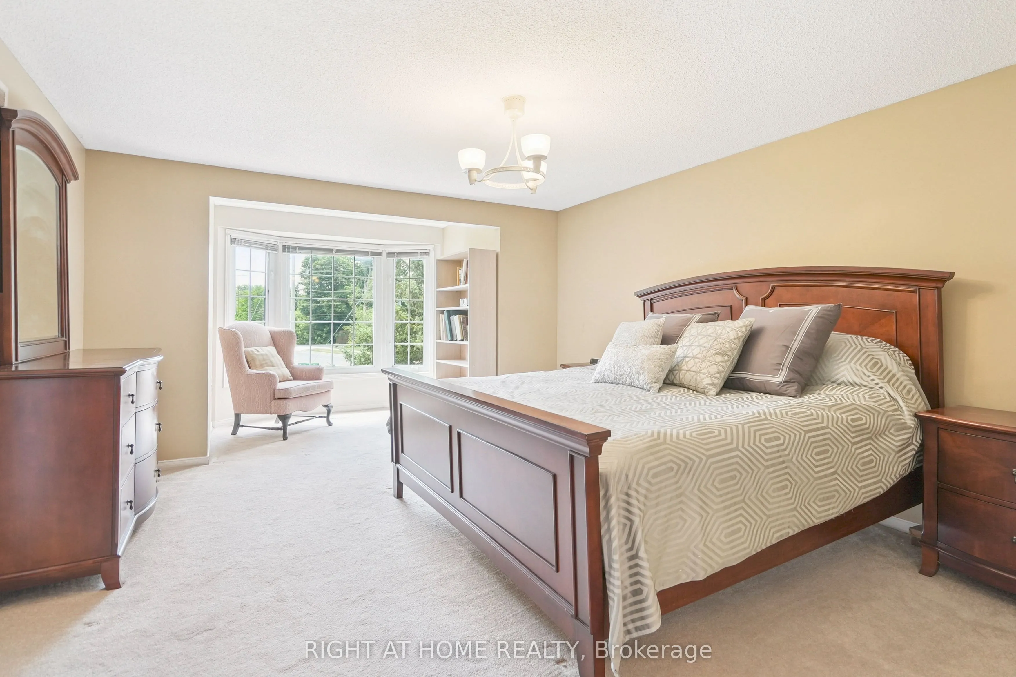 309 Amberly Boulevard