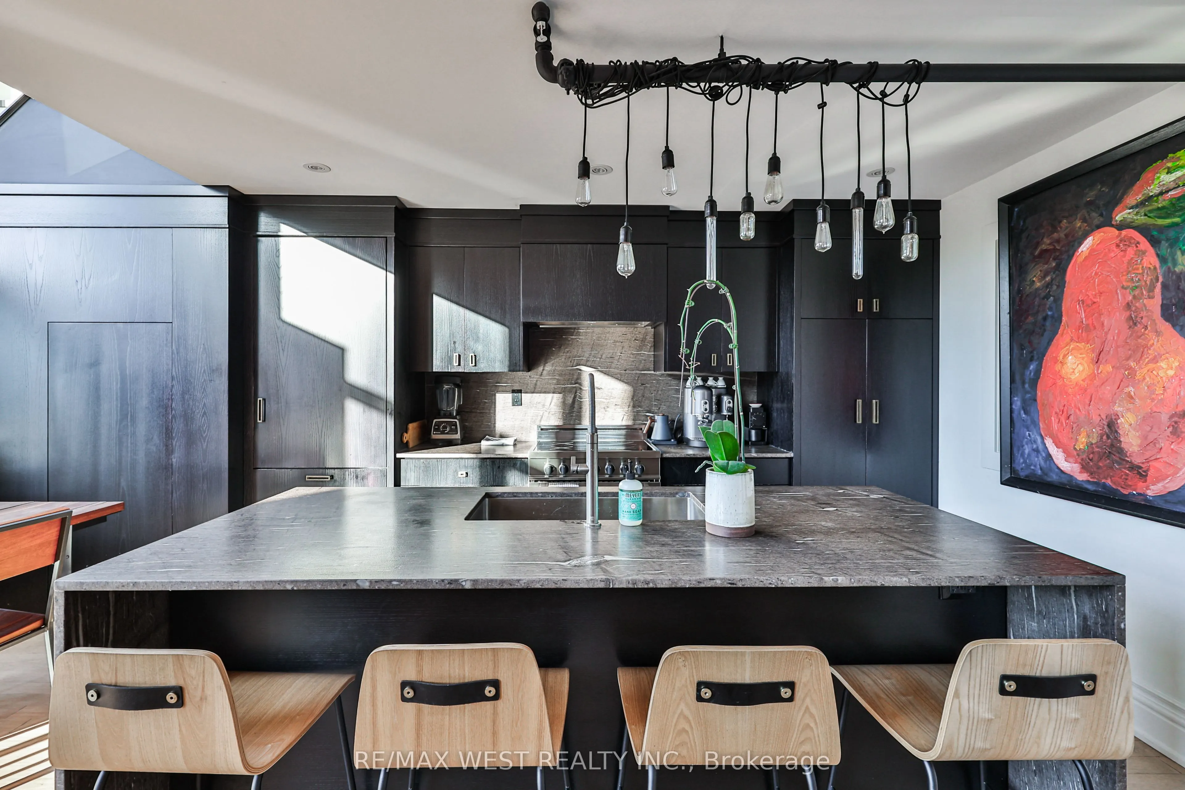 200 Stinson Street, #318