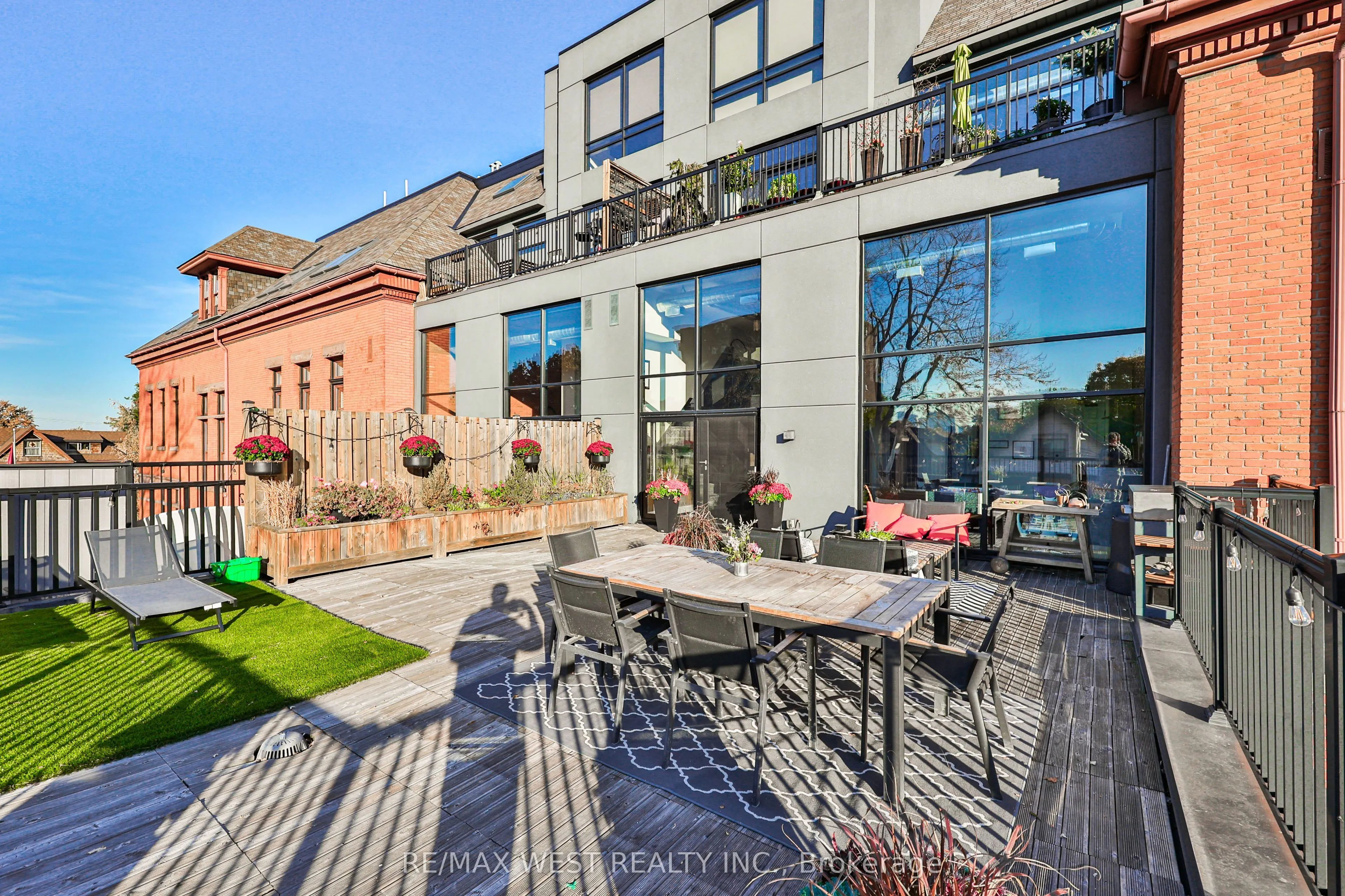 200 Stinson Street, #318