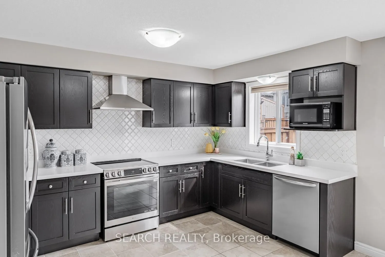 111 John Brabson Crescent