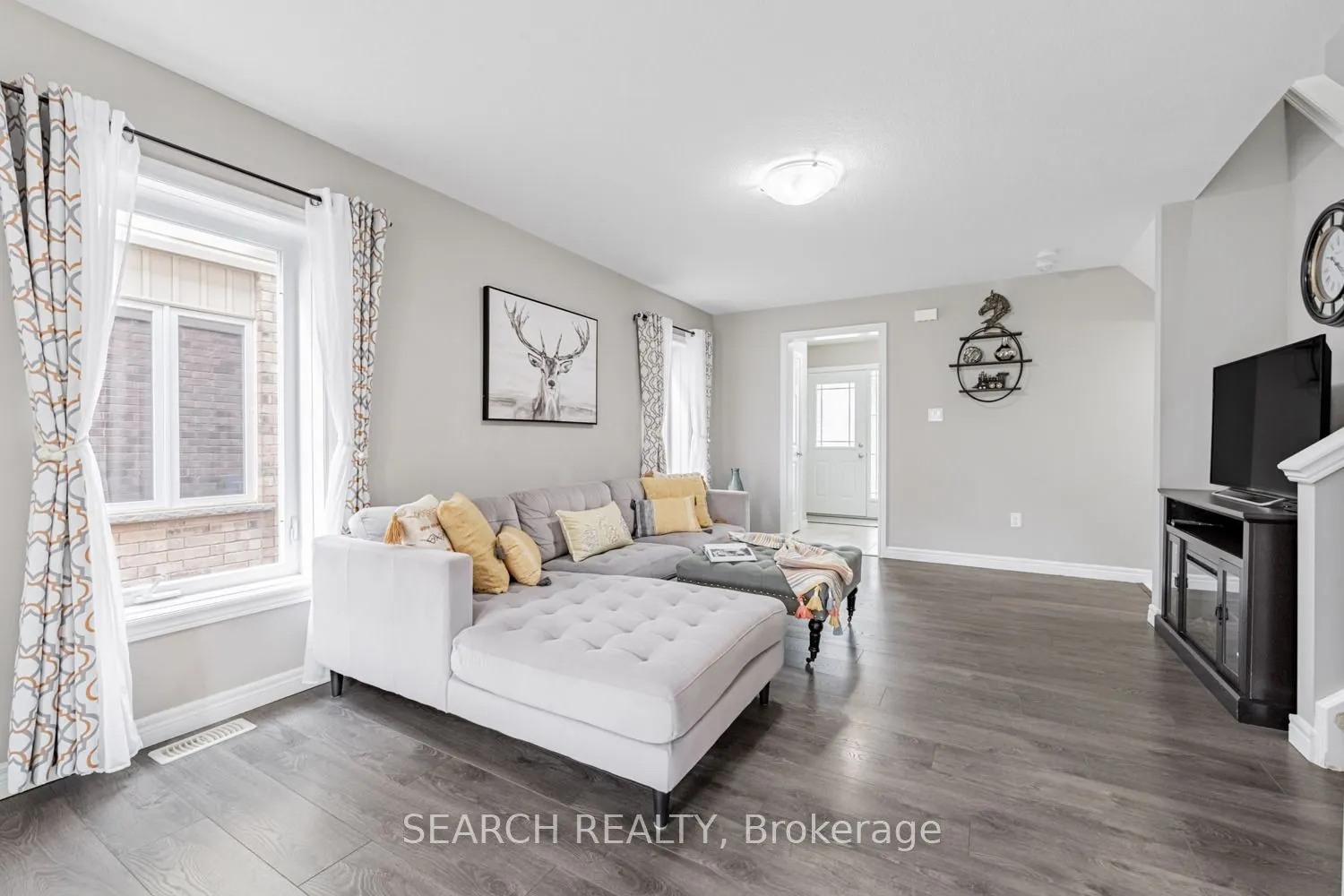 111 John Brabson Crescent