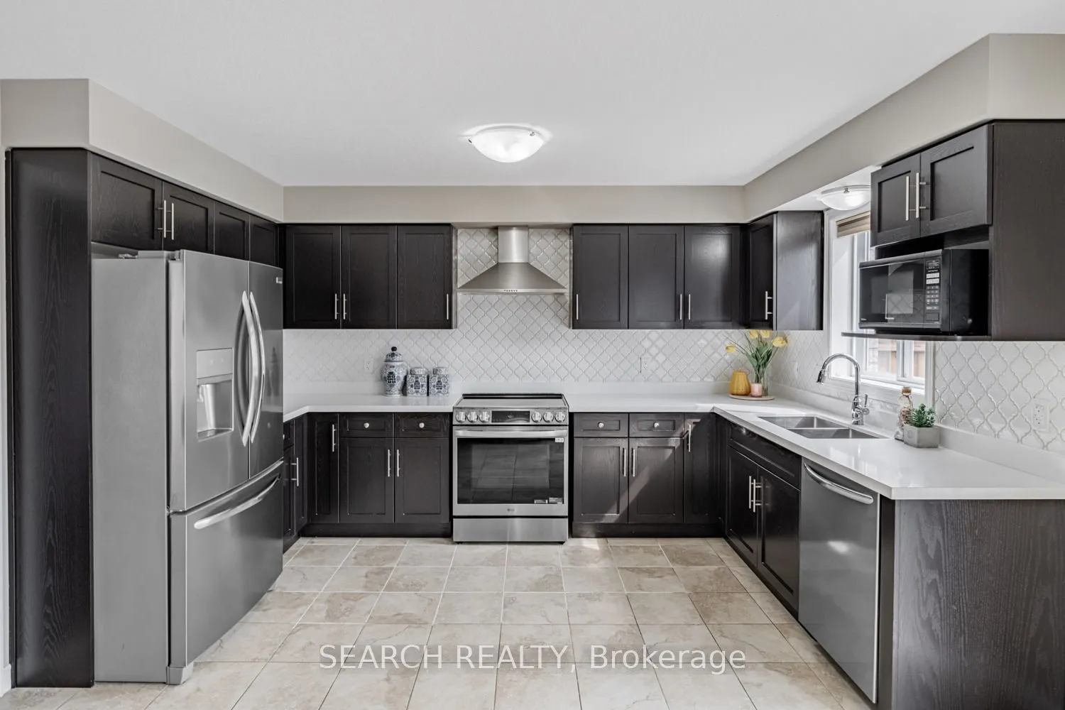 111 John Brabson Crescent
