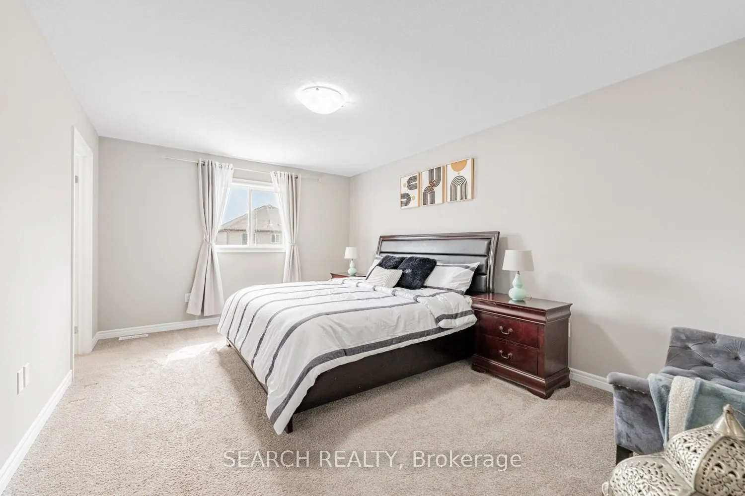 111 John Brabson Crescent